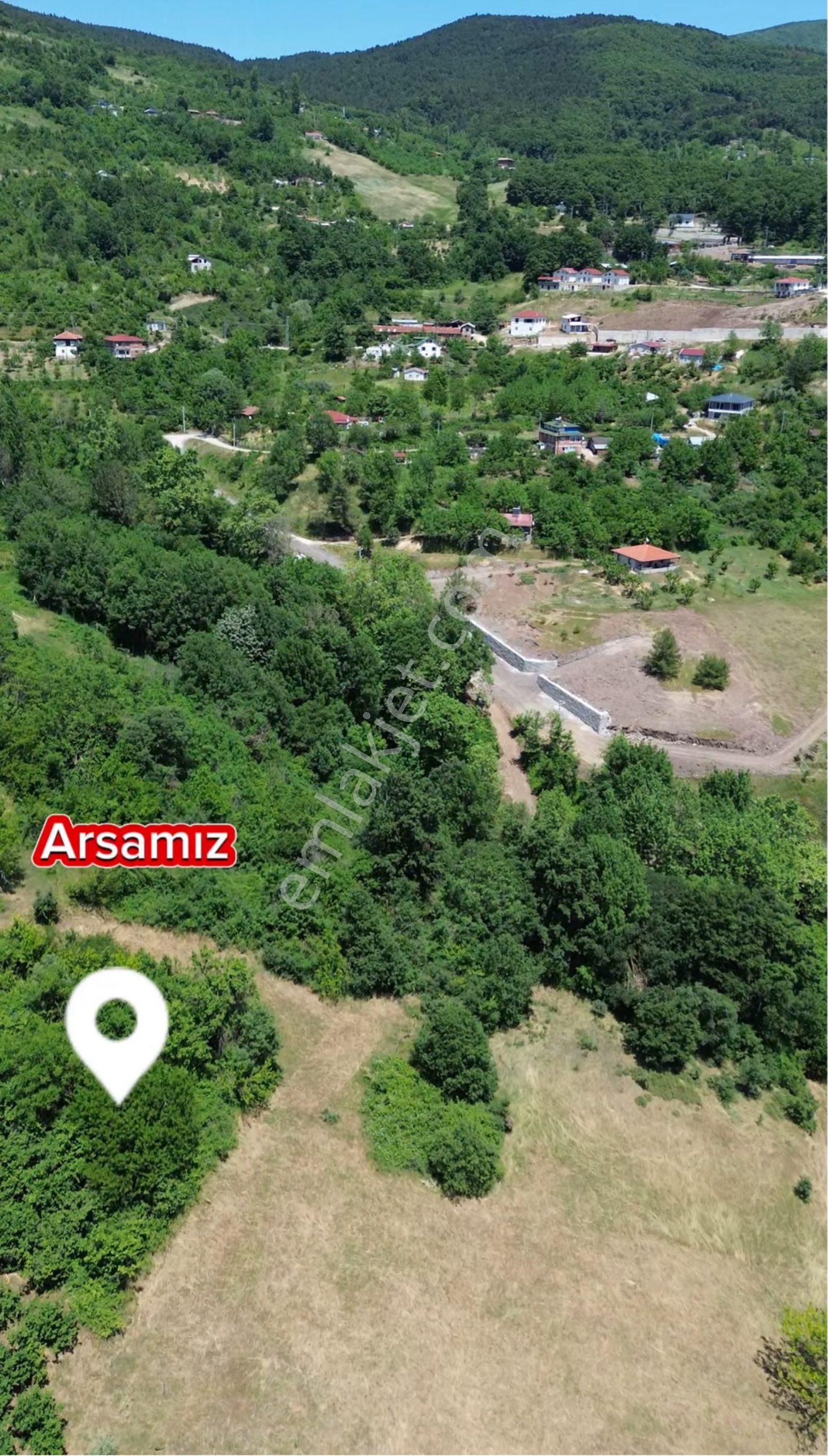 Sakarya Geyve Melekşeoruç’da Villaların Dibinde M2 Yapı Yapmaya Müsait Arsa282