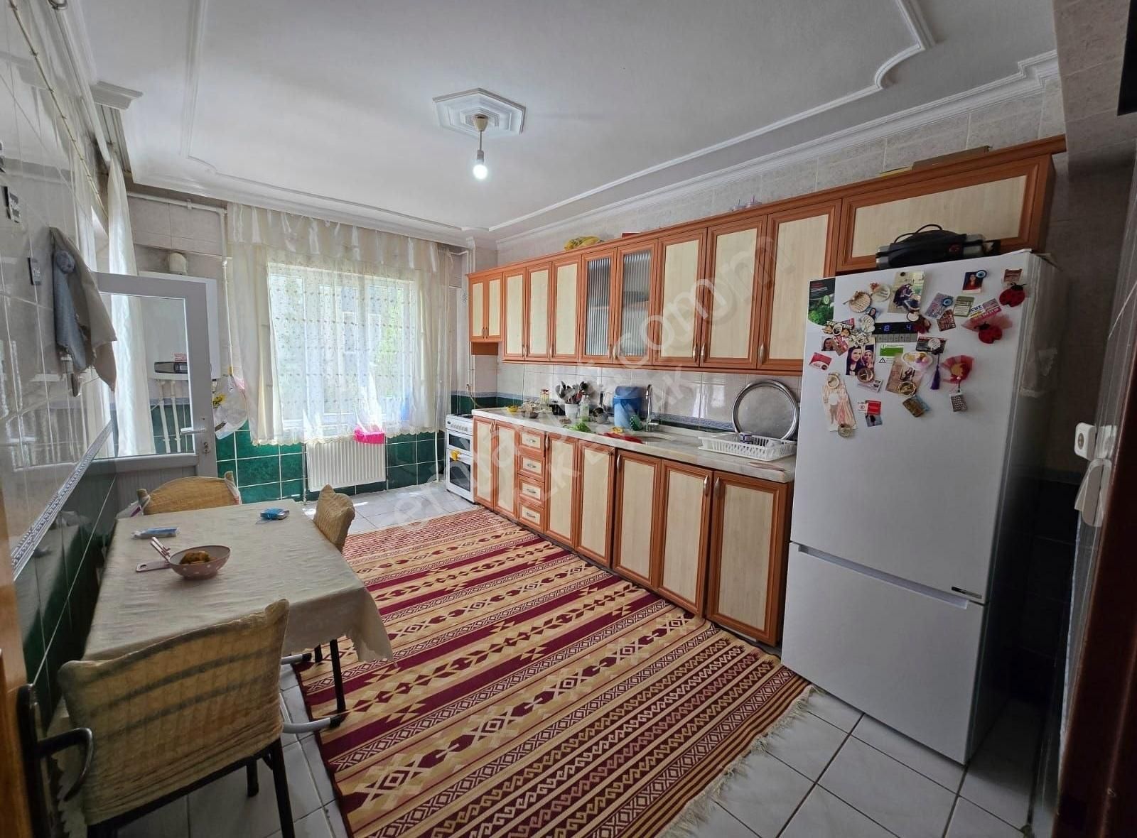 Kaplan Düğün Salonu Yanı Satılık Daire