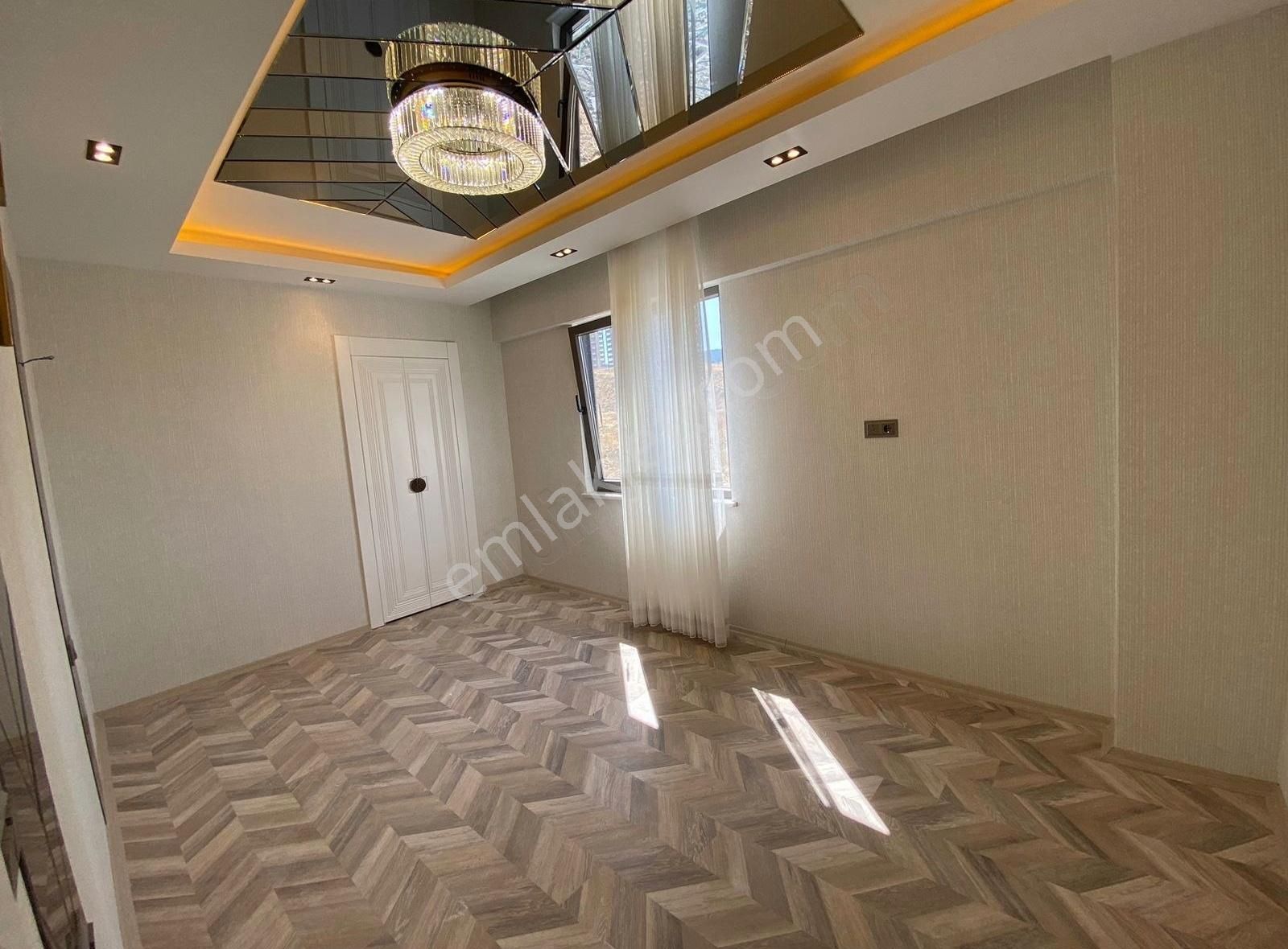 Beymahall Gyo Göktürk Cadde Üzeri Ön Cephe 3+1 Daire - Görsel 12