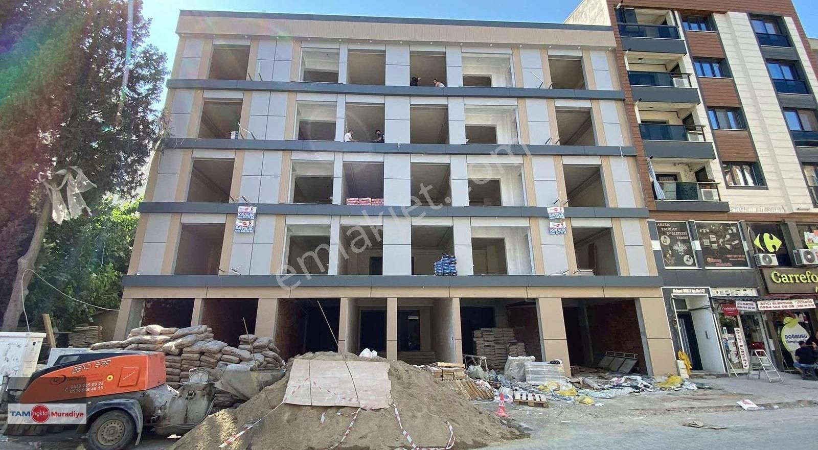 Muradiye 2+1 Cadde Üzeri Acil Satılık