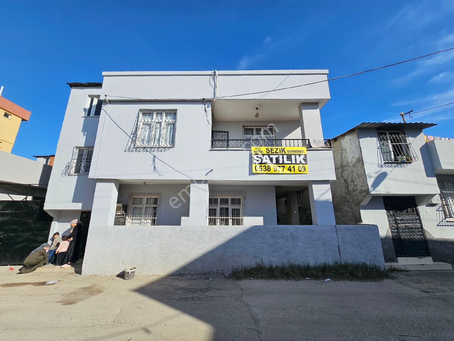 Seyhan Da Gülbahçesi Mh Kanala Varmadan168 Mt 2 Katlı Müstakil Evana Yola Yakın - Görsel 19