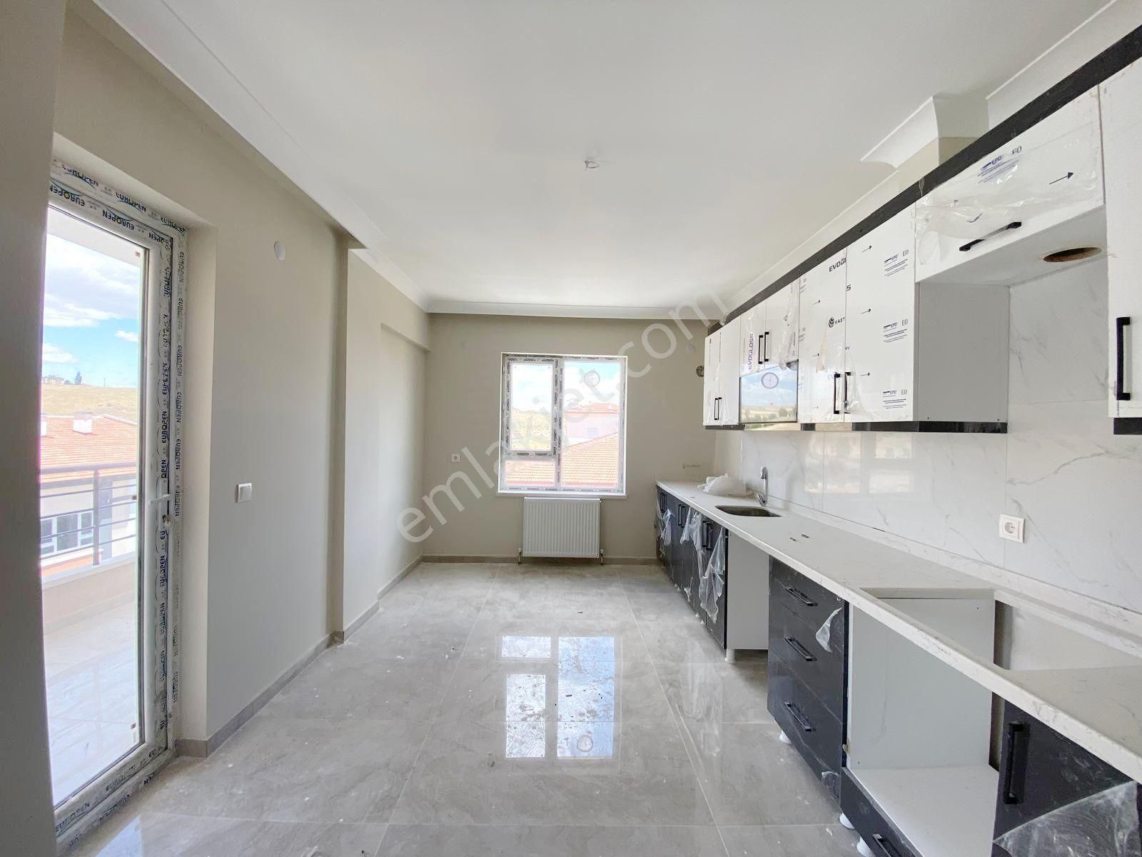 Öz'maşallah.dan Satılık 5+1 Dupleks Çift Giriş Çift Mutfaklı,, - Görsel 3