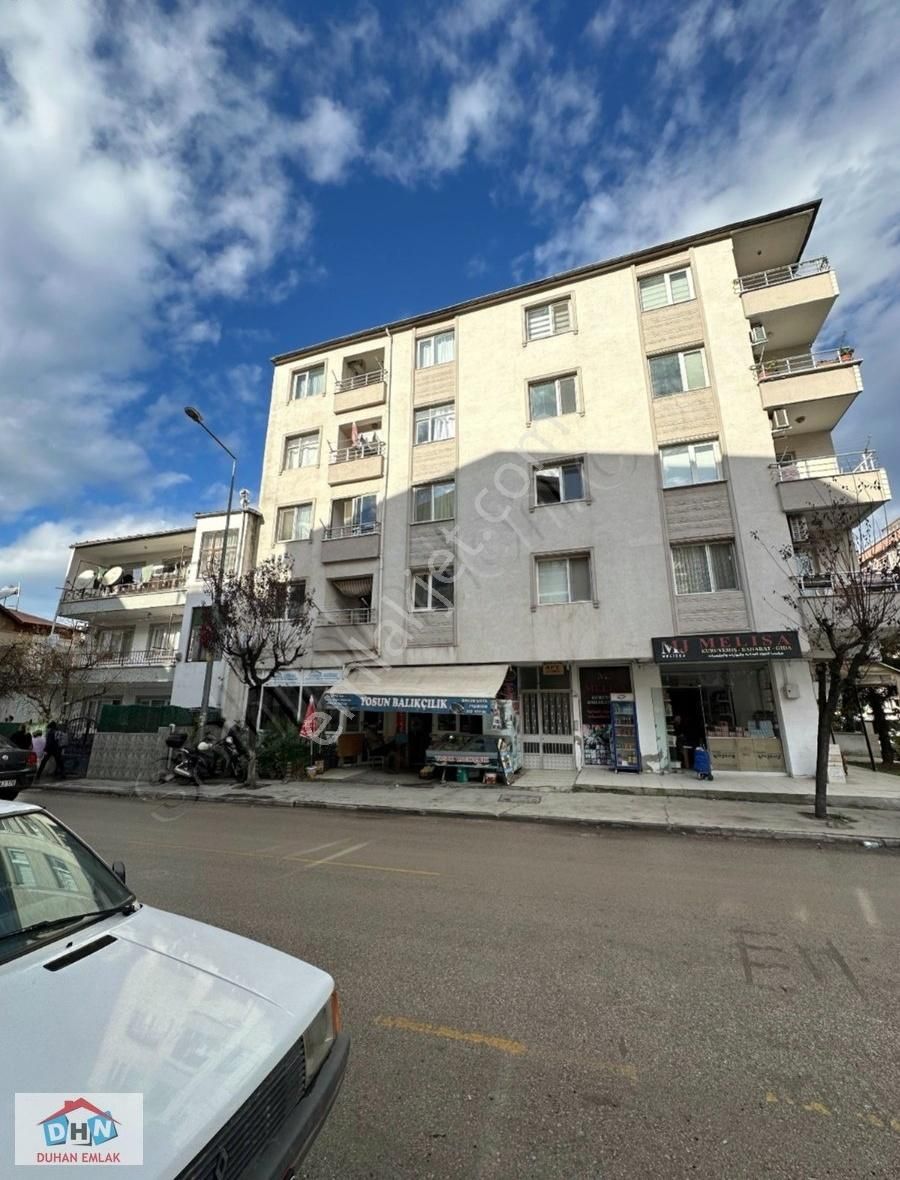 Duhan Emlak'tan Yalova Merkez G.o.p Da 2+1 Ara Kat