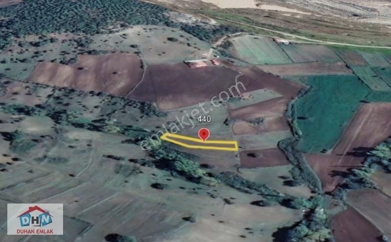 Duhan Emlak'tan Çanakkale Çan İlyasağa Köyünde 1375 M2 Tarla