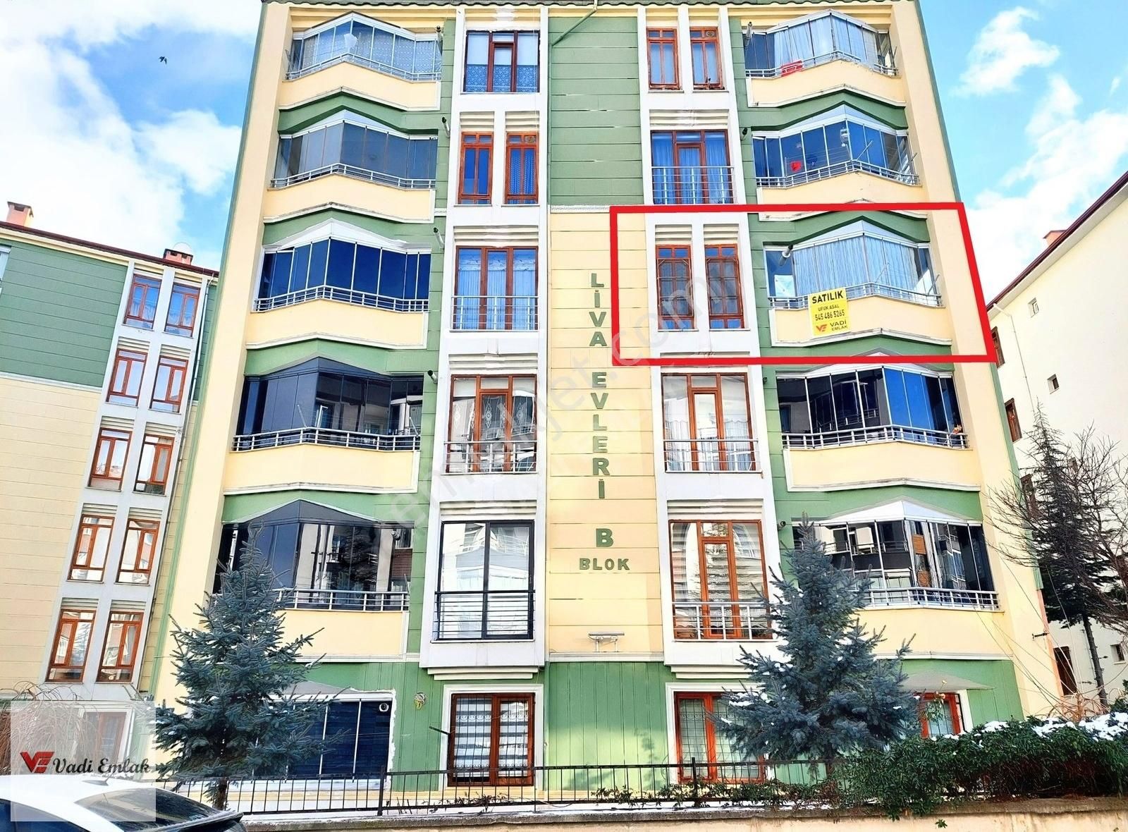 Vadi Emlak'tan Cumhuriyet Mahallesinde Bakımlı Satılık 4+1 Daire