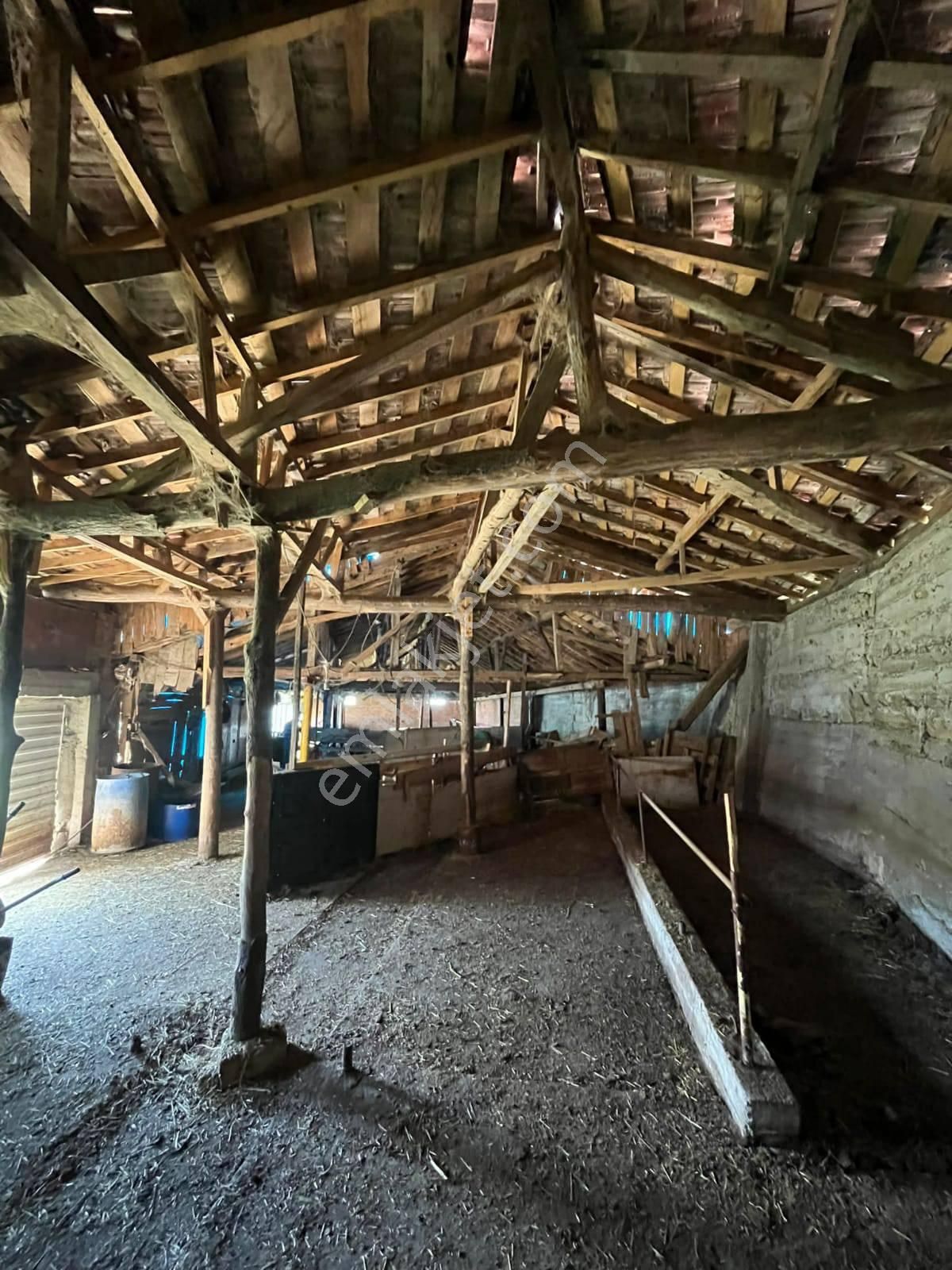 Eskişhir İnönü Yörük Yayla Köyünde Satılık Ahır Ve Arsa - Görsel 7