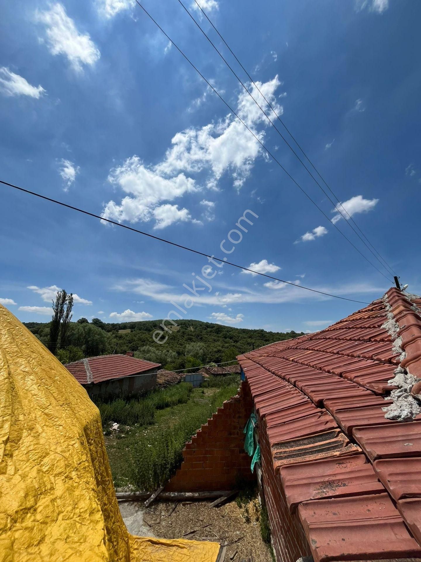 Eskişhir İnönü Yörük Yayla Köyünde Satılık Ahır Ve Arsa - Görsel 4