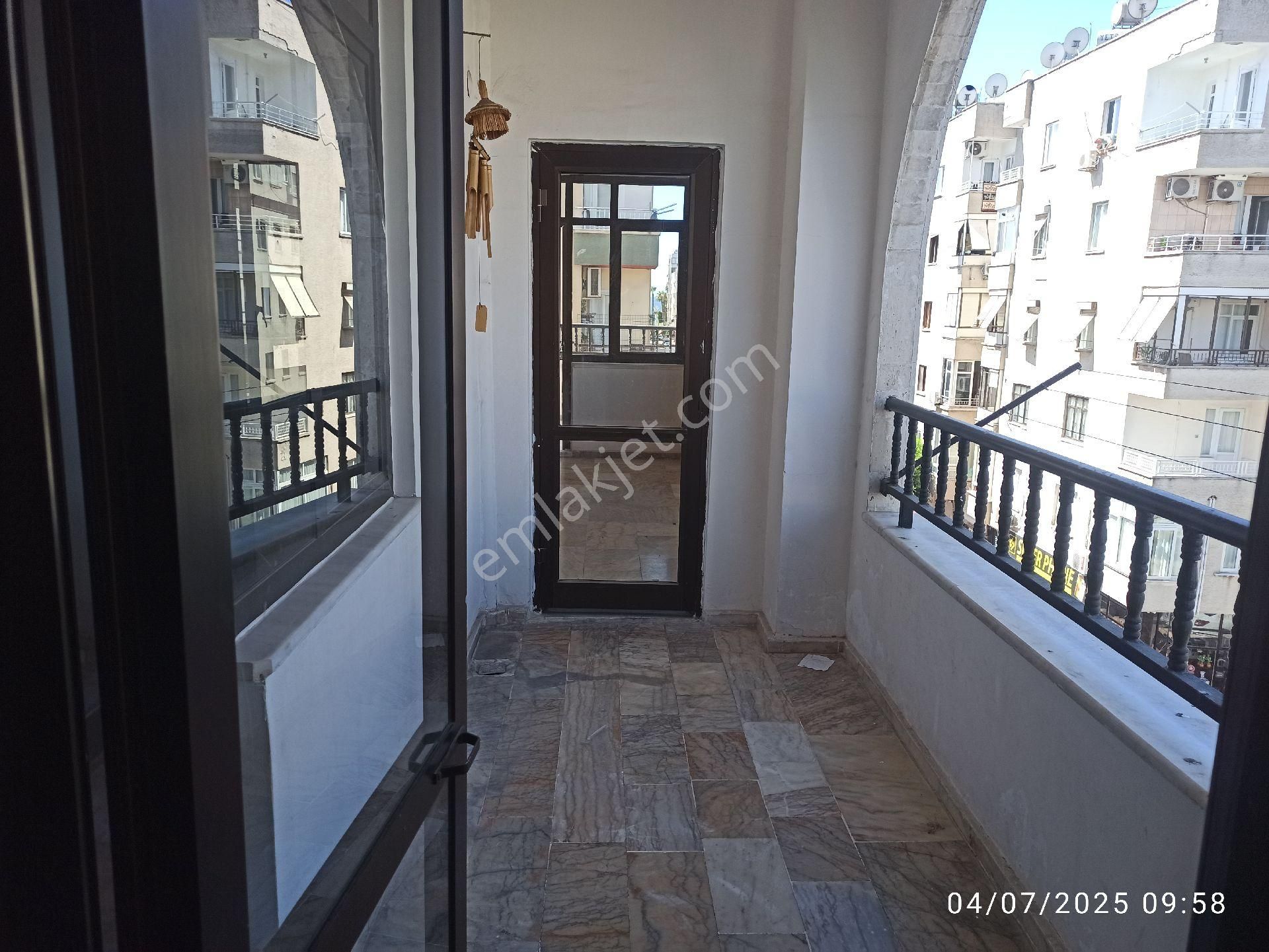 Mersin Yenisehir Palmiye Mh Satılık 3+1 Daire - Görsel 2