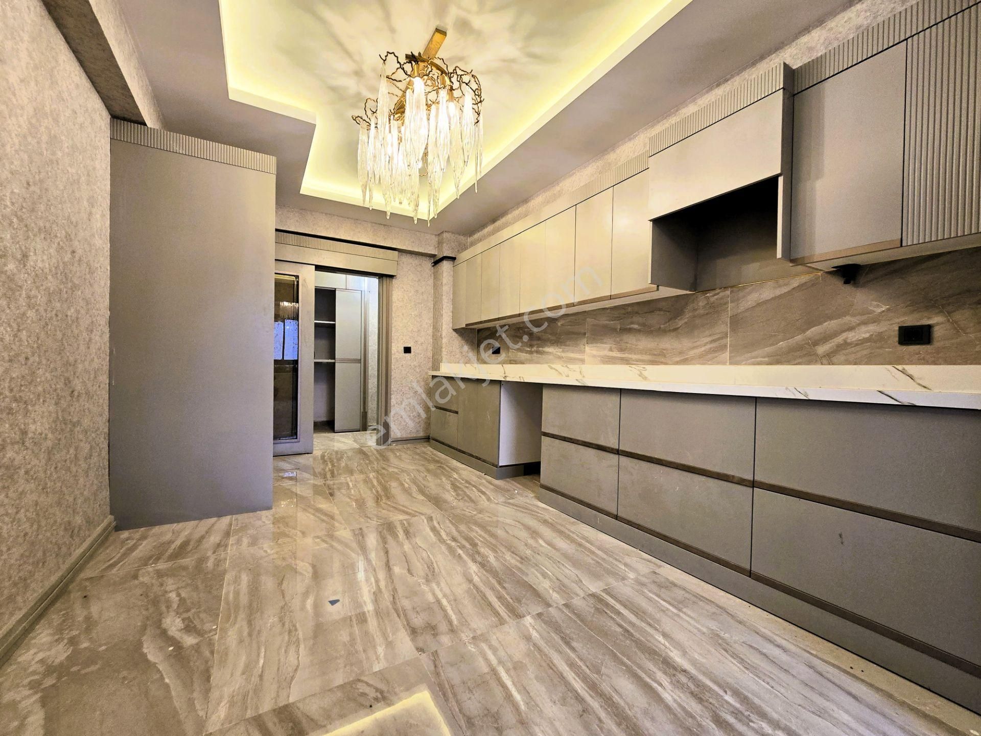 Ayalp'ten Polis Okulu Yanı Satılık Ultra Lüks 3.5+1 Sıfır Daire