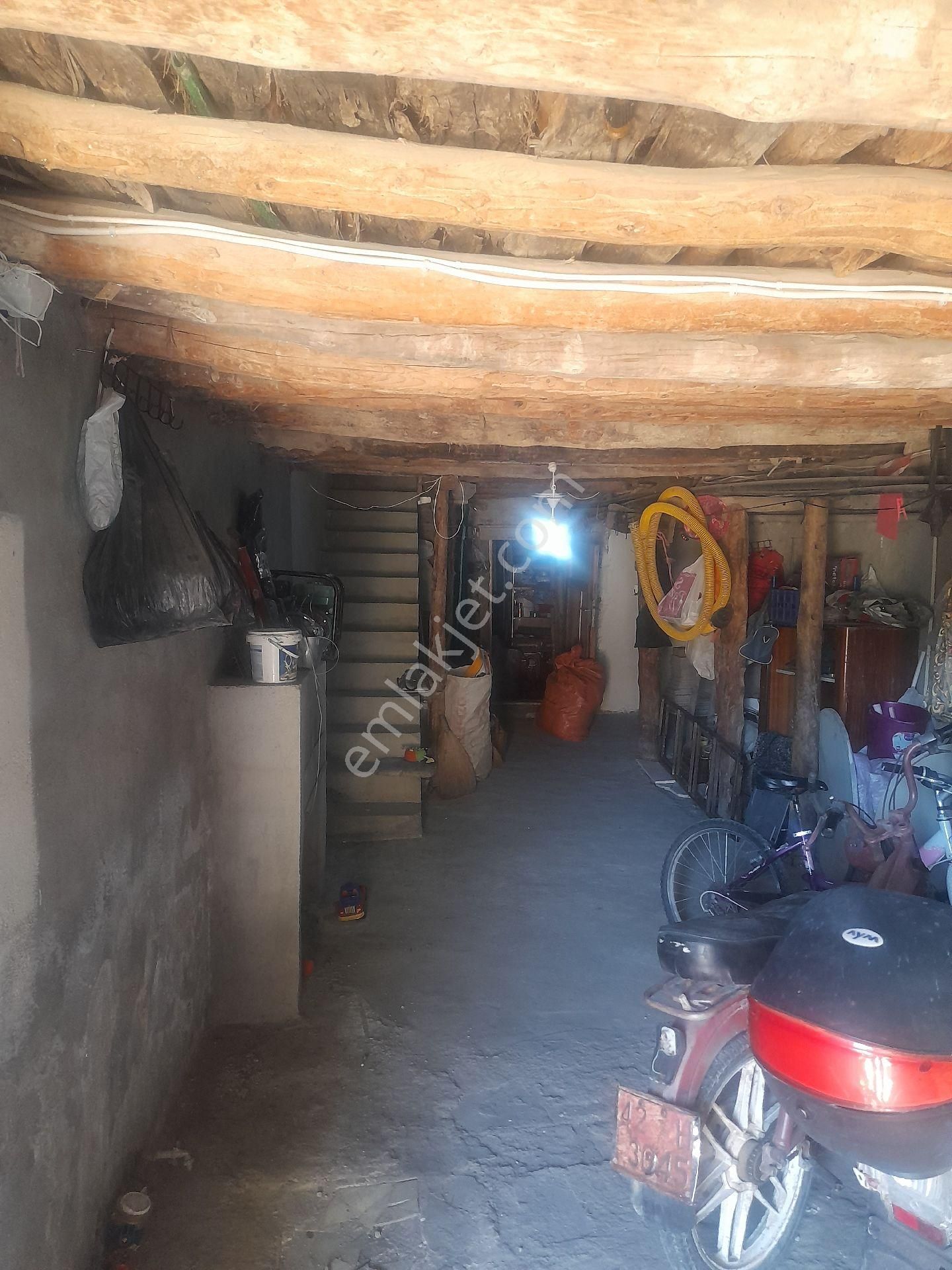 Gül Emlaktan Satlık 2 Katlı Mustakil Taş Ev - Görsel 4