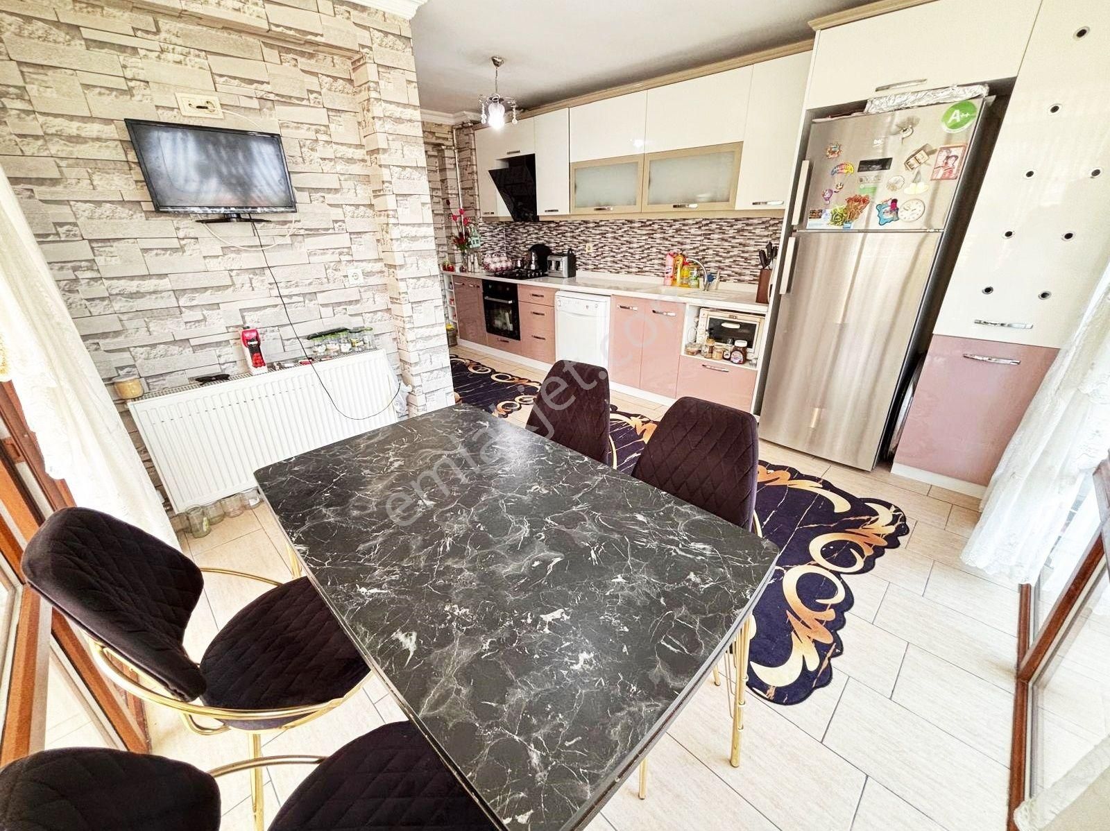 Pamuklar Sivas Cadde Üzeri Arakatta Ful Yapılı Kök Tapu G. Batı