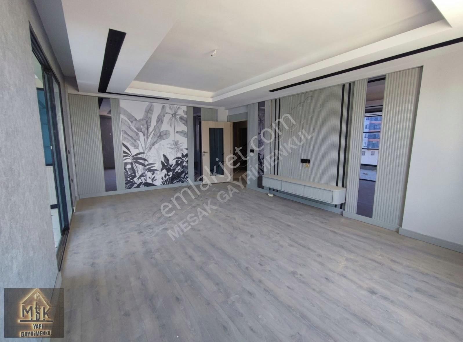 Mesak Gayrimenkulde Özel Harekat Karşısı Satılık 3,5+1 Lüx Daire