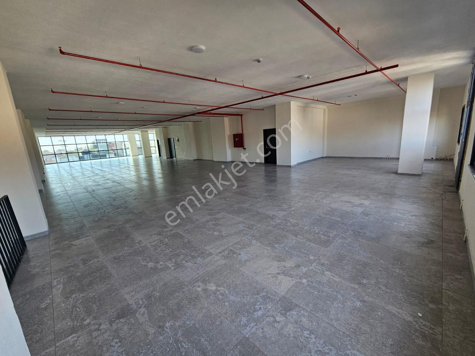 Aydın İnş. Tramvaya Cephe 550m2 Sıfır Ofis Katları