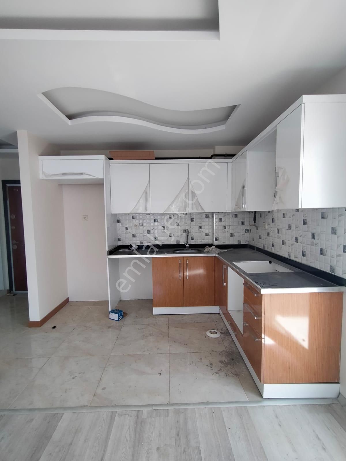 Çarkıpare’de Doğalgazlı Geniş 3+1 Kaçmaz Kiralık Daire