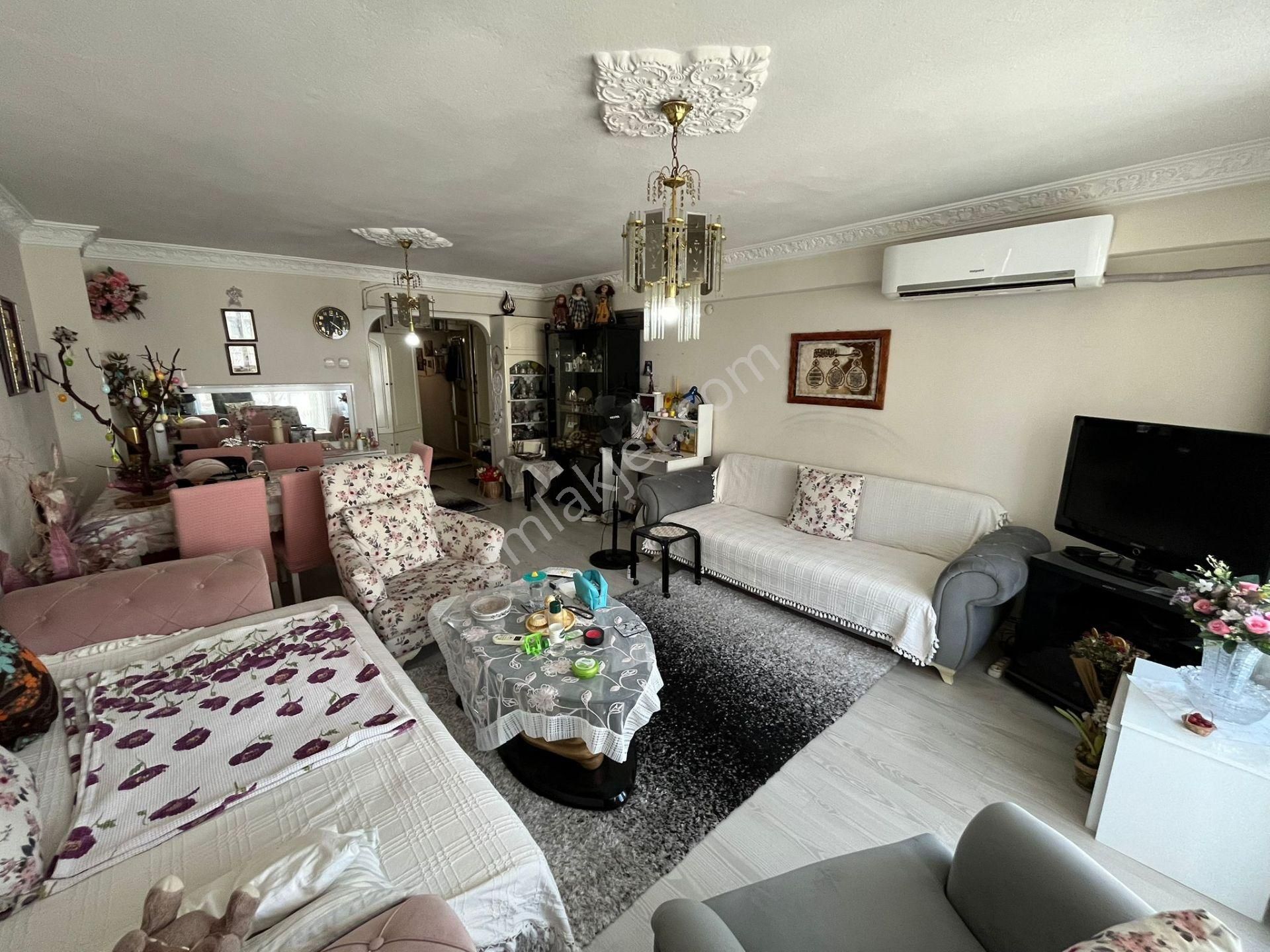 Asil'den İnönü Caddesi Stad Çaprazı 3+1 Çift Cephe Arakat Daire - Görsel 3