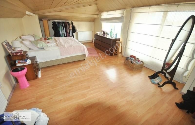 Köksalandan Çınarda Caddeye Yakın Genç Binada 250m2 Dubleks