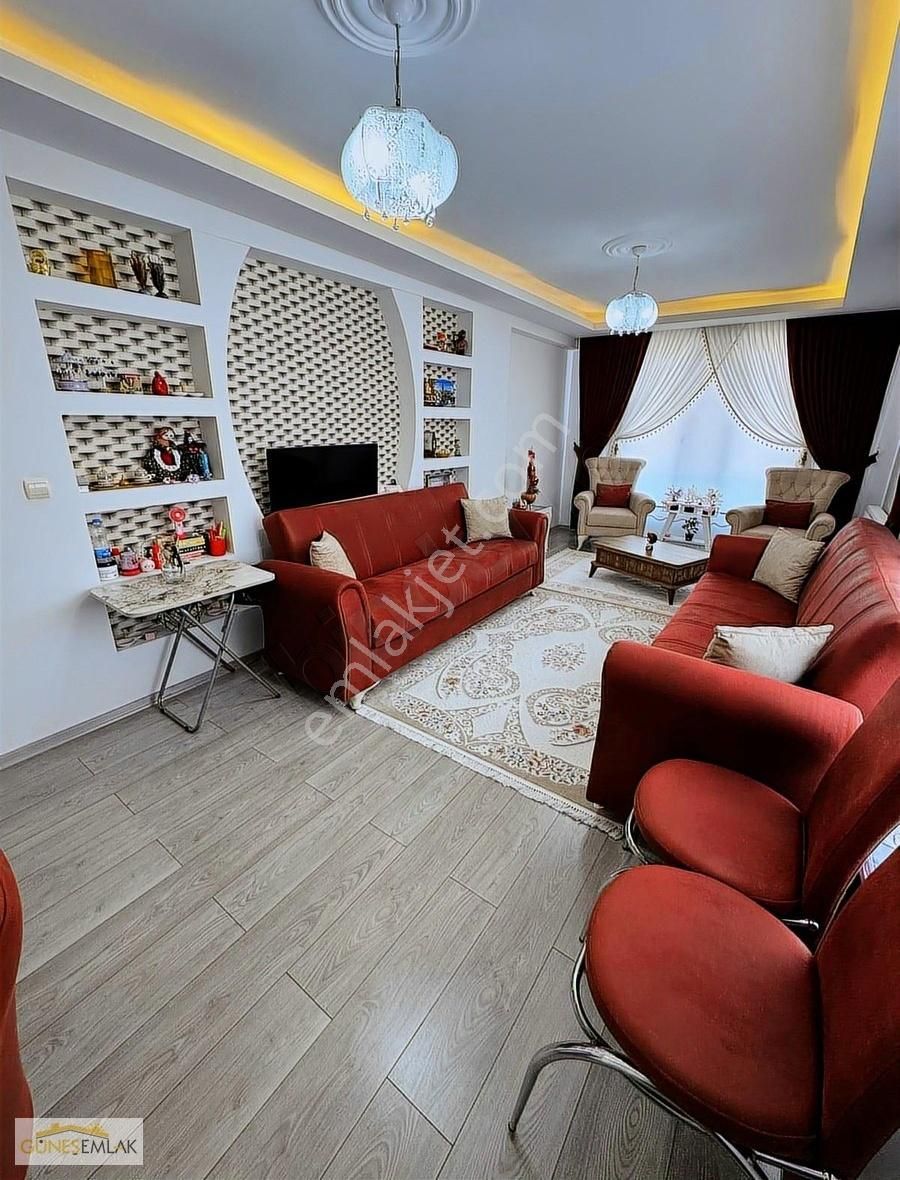 Güneş Emlaktan Sıfıra Yakın Satılık Masrafsız Lüks Daire