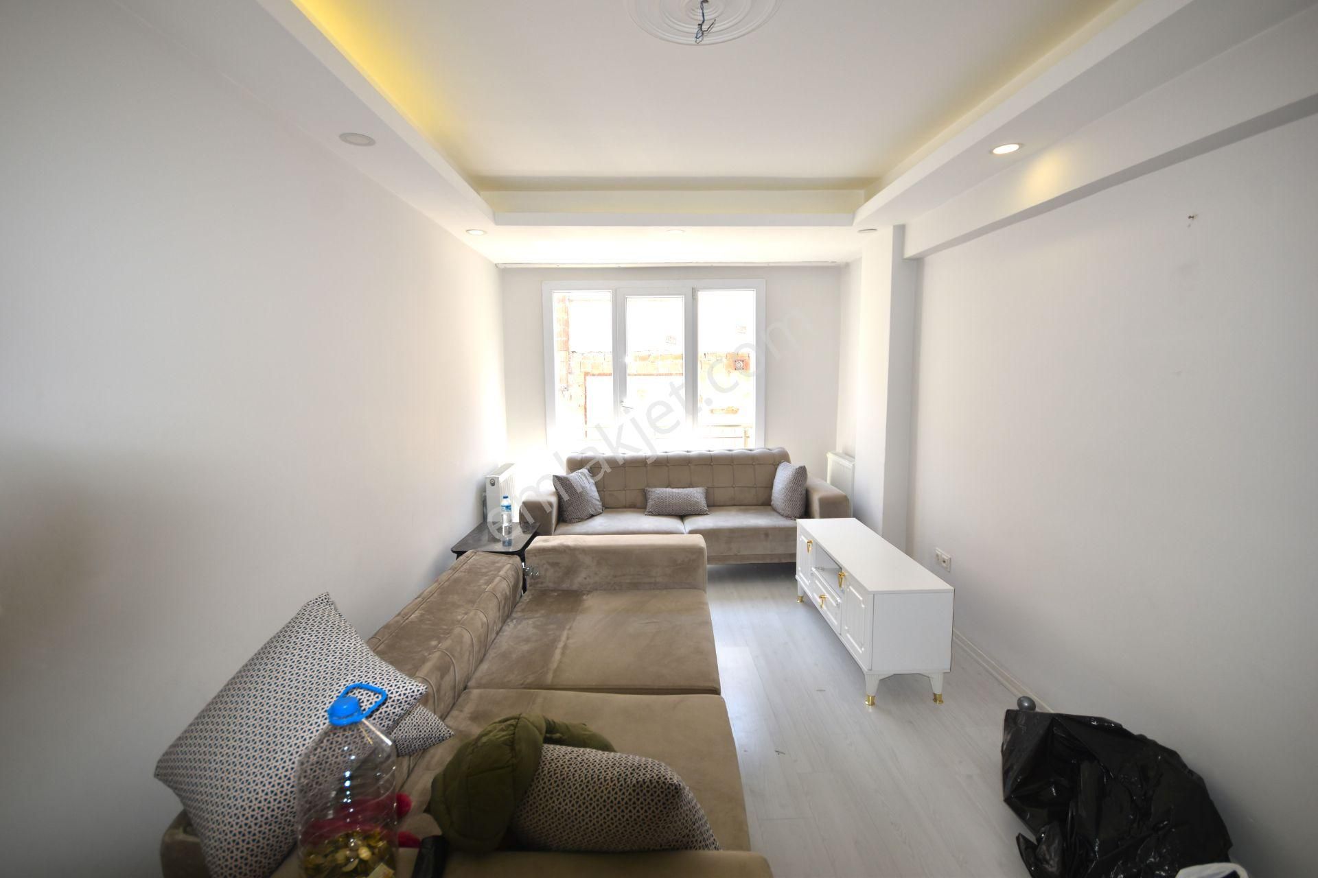 Erva Emlak'tan Sefaköy Merkezde 1+1 70m2 2.kat Yeni Yapı Daire