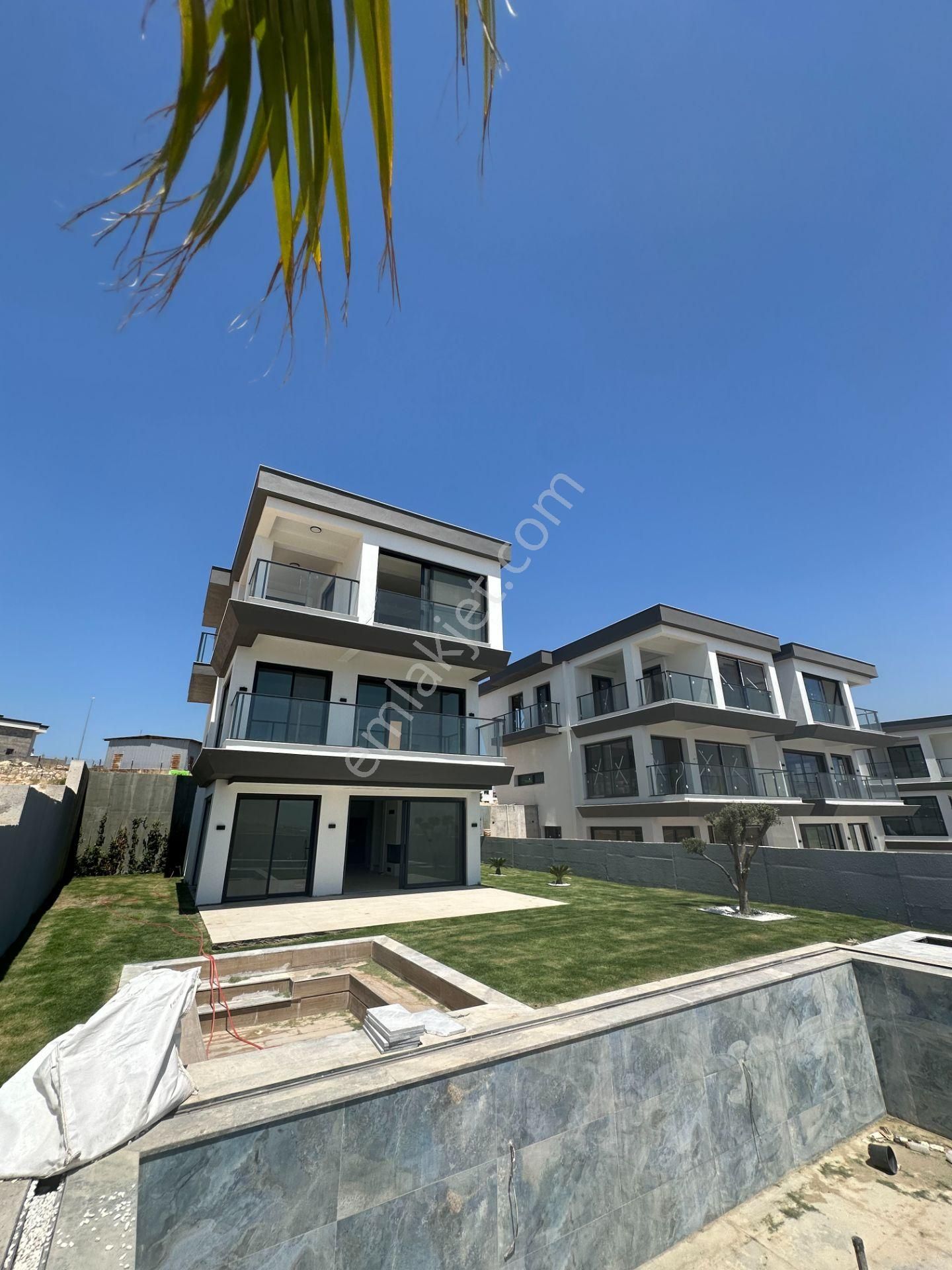 Mert Uçar'dan Satılık Menemen Villakent De Sıfır Villalar - Görsel 33