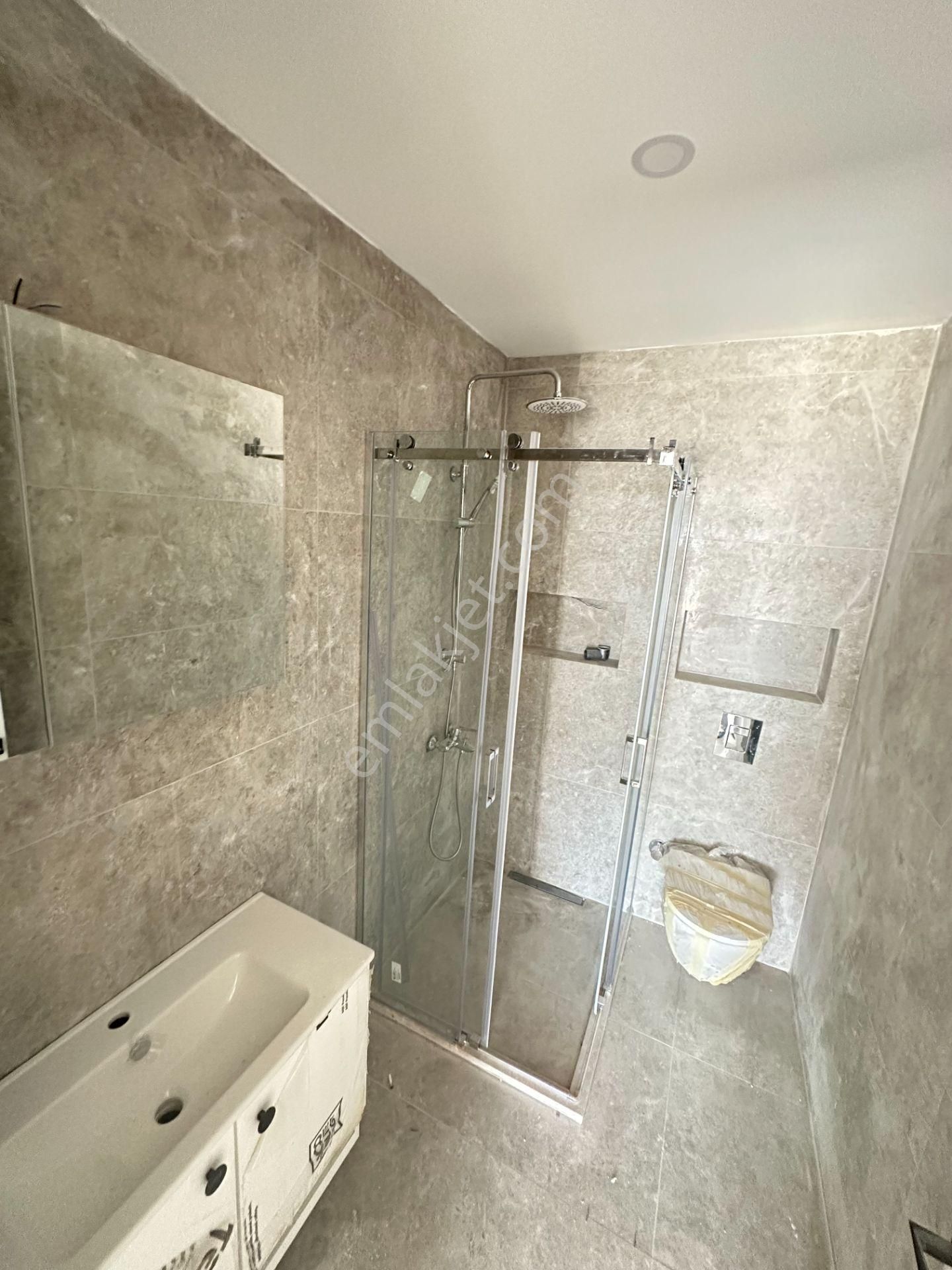 Mert Uçar'dan Satılık Menemen Villakent De Sıfır Villalar - Görsel 29