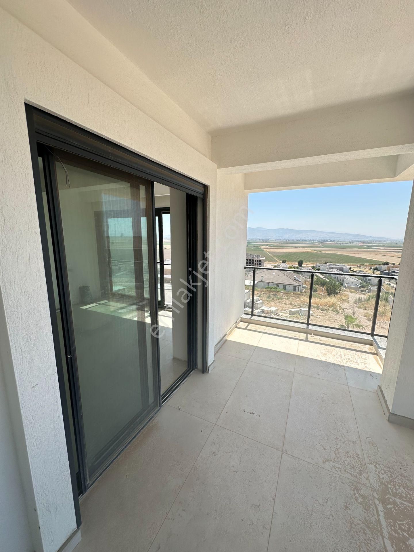 Mert Uçar'dan Satılık Menemen Villakent De Sıfır Villalar - Görsel 14