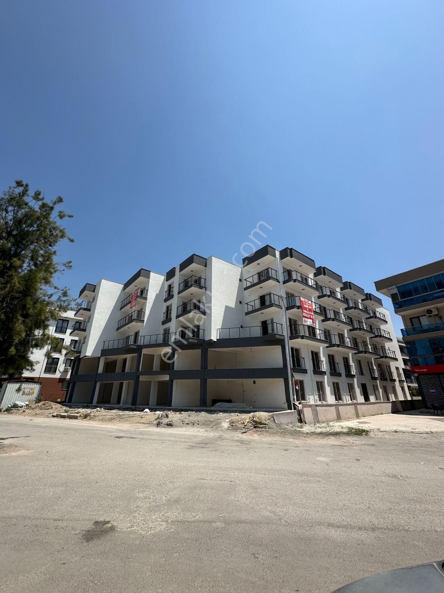 Mert Uçar'dan Satılık Seyrek Merkez De 1+1 Sıfır Daireler