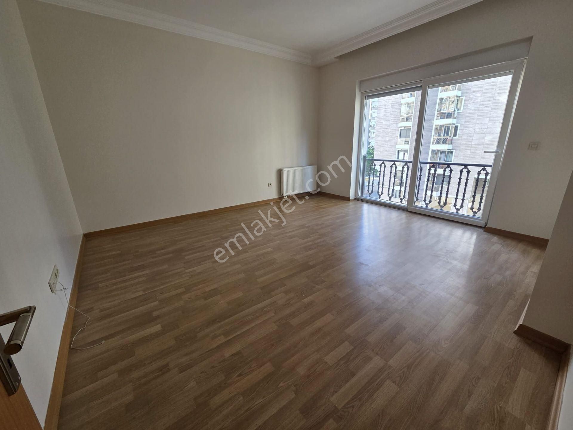Çiftehavuzlar Bağdat Caddesine Yakın Masrafsız 2+1 Daire