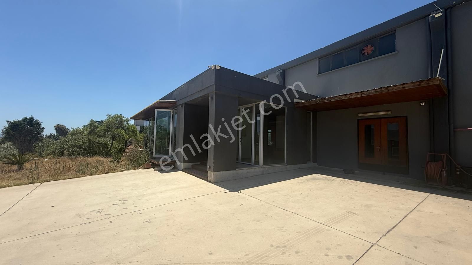 Zorlu Gayrimenkul'den 9500m2 Arsa İçerisinde 3500m2 Kapalı - Görsel 32