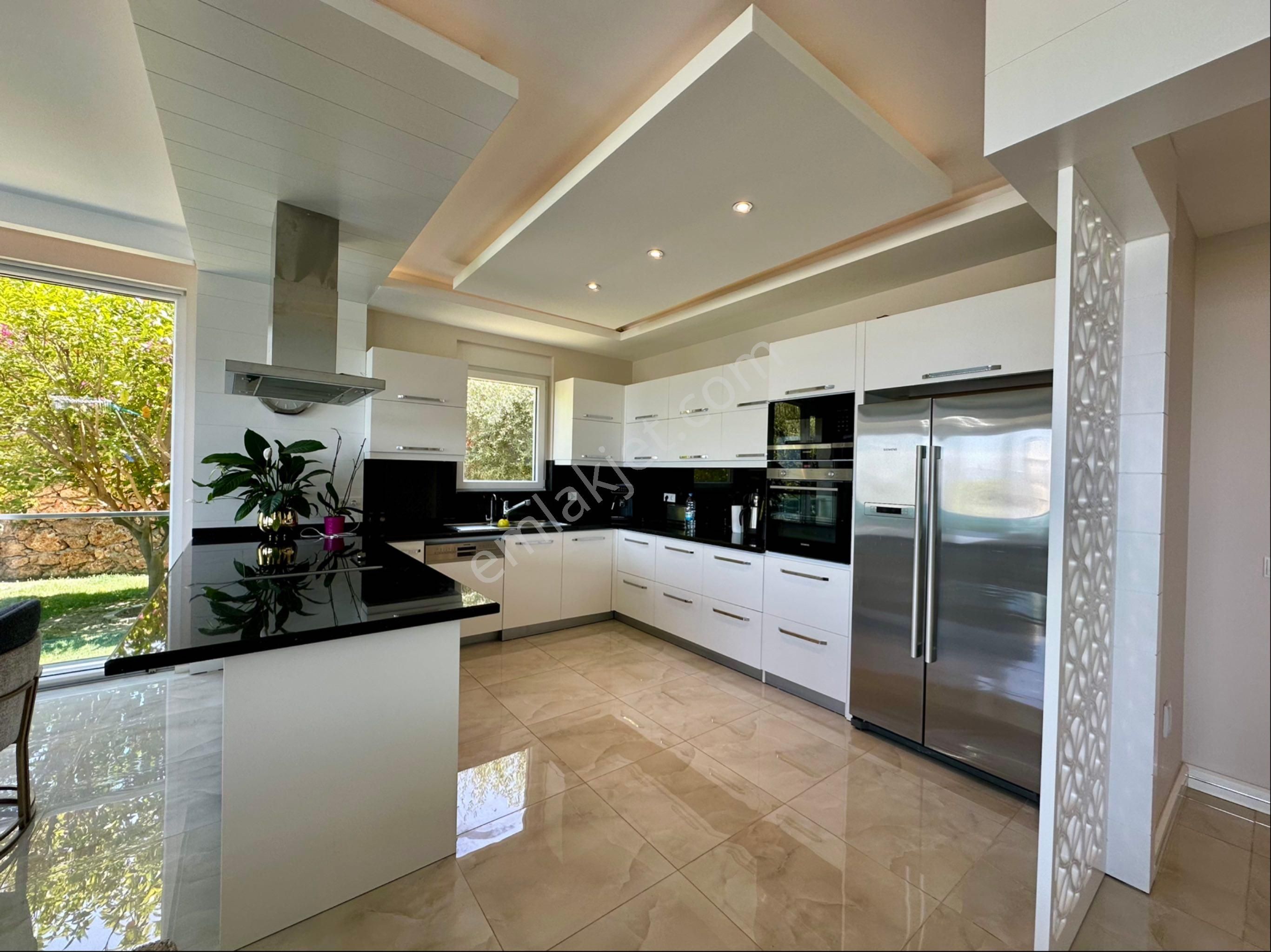 Kargıcak’da Deniz Kale Manzaralı Lüx Eşyalı Müstakil Villa - Görsel 10