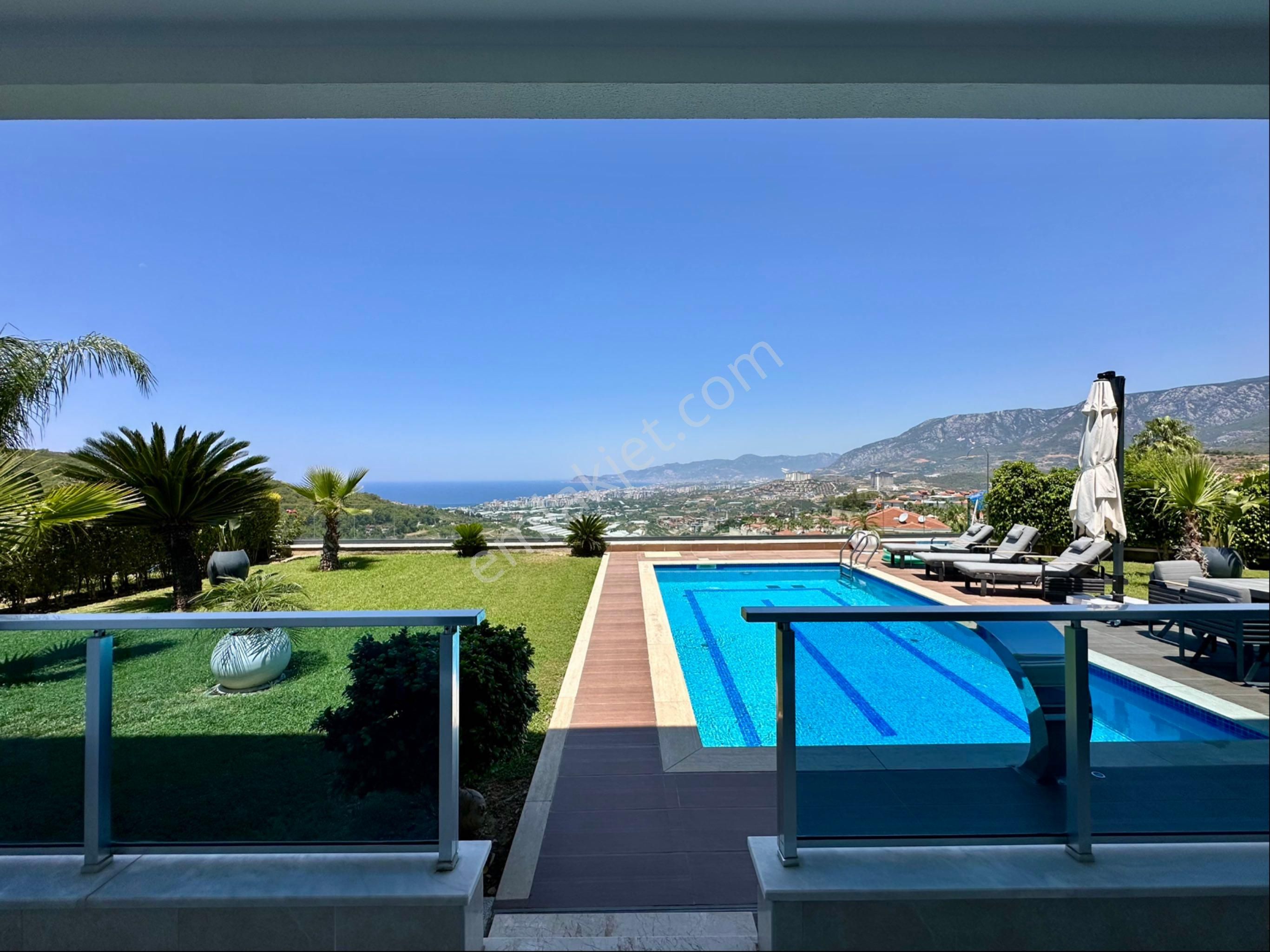 Kargıcak’da Deniz Kale Manzaralı Lüx Eşyalı Müstakil Villa - Görsel 33