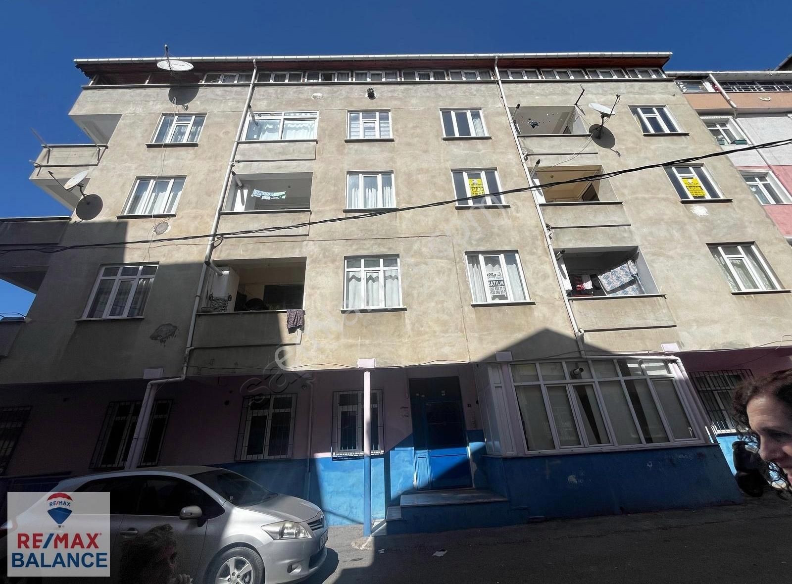 Pendik Ahmet Yesevi Mahallesinde 2+1 Satılık Daire