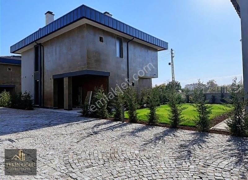 Tekin Oğlun'dan Meram'da 4+1 285 M² Ultra Lux Villa