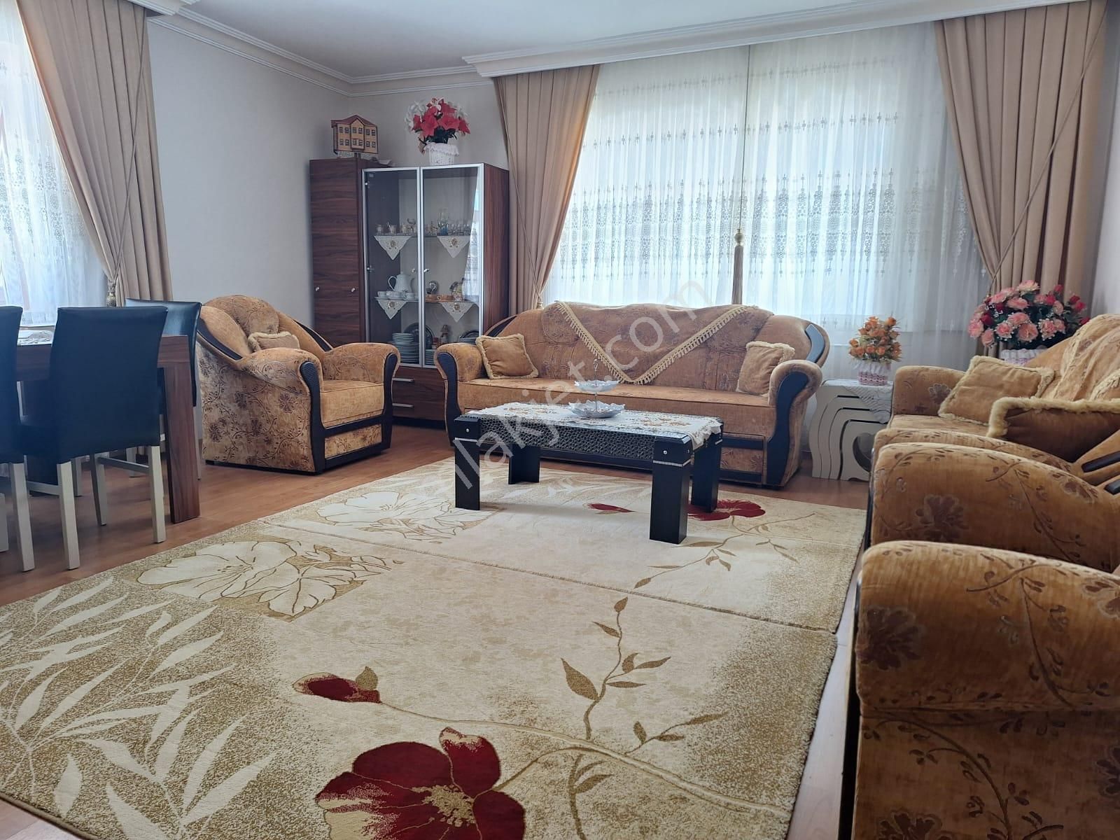 Turkuaz Gayrimenkulden Süvari Mah.de 3+1 Satılık Daire
