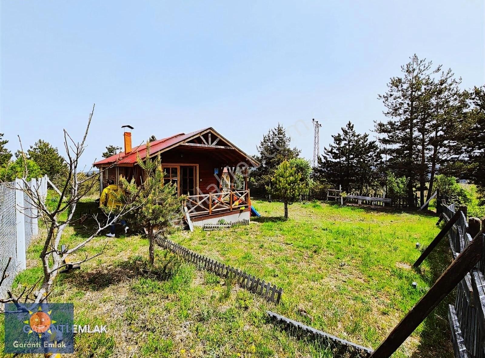 Garanti Emlak'tan, Örencik'te, İmar Alanında, 350 M² Arsa Ve Ev.