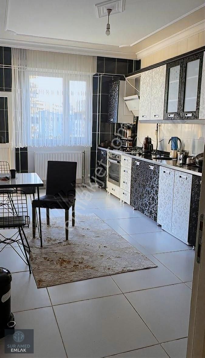 Sur Amed Emlak Tan Bağcılar Şato Park Civarı 3+1 Satılık Daire