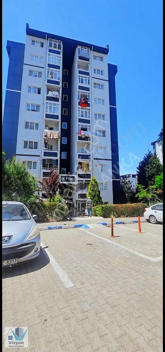 Tuzla Aydınlı Toki 2.etap 2+1 75 M2 Giriş Daire Satılık...