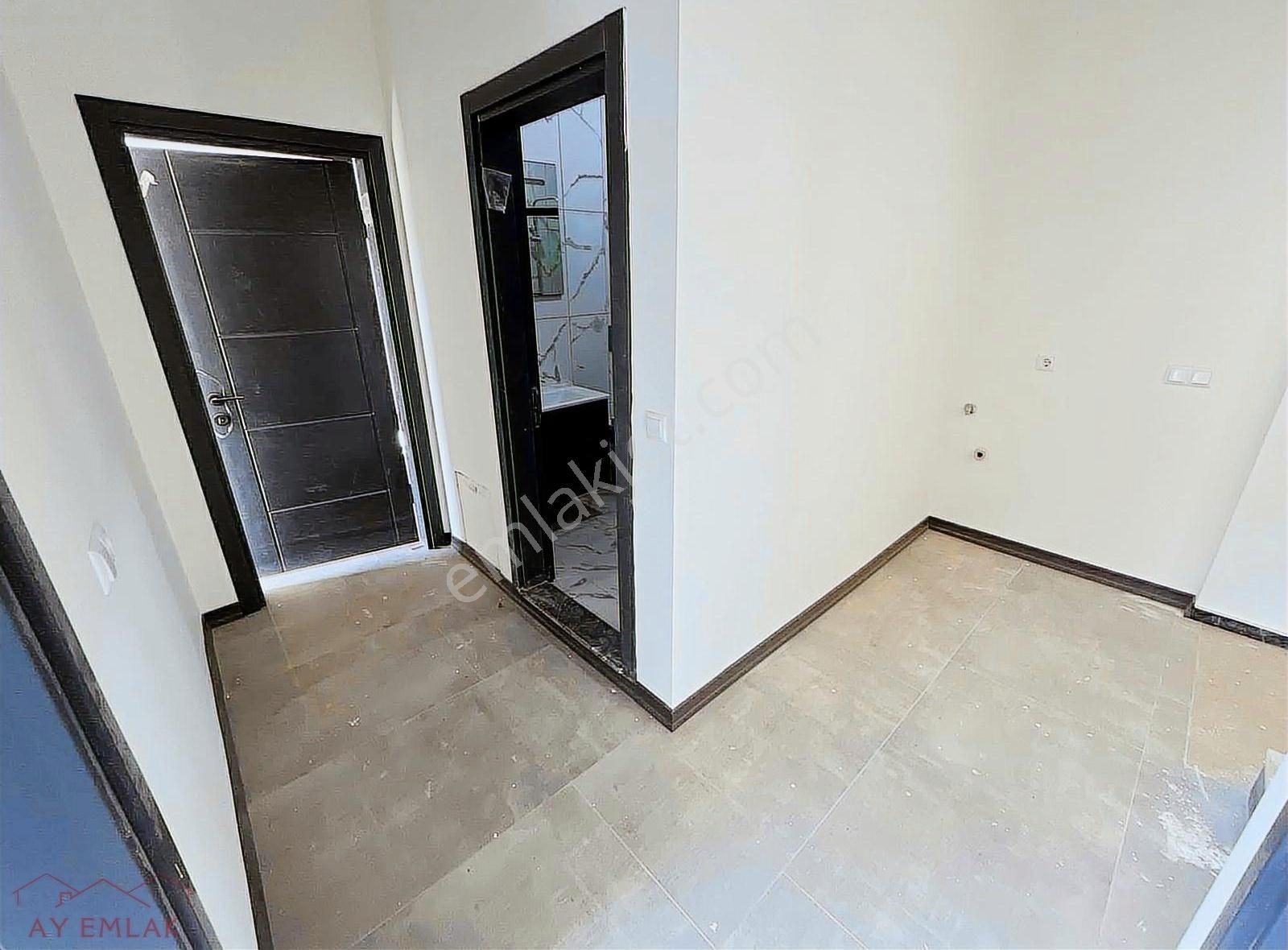 Site İçinde Müstakil Bahçeli,havuzlu,seyir Teraslı 3+1 Villa. - Görsel 14