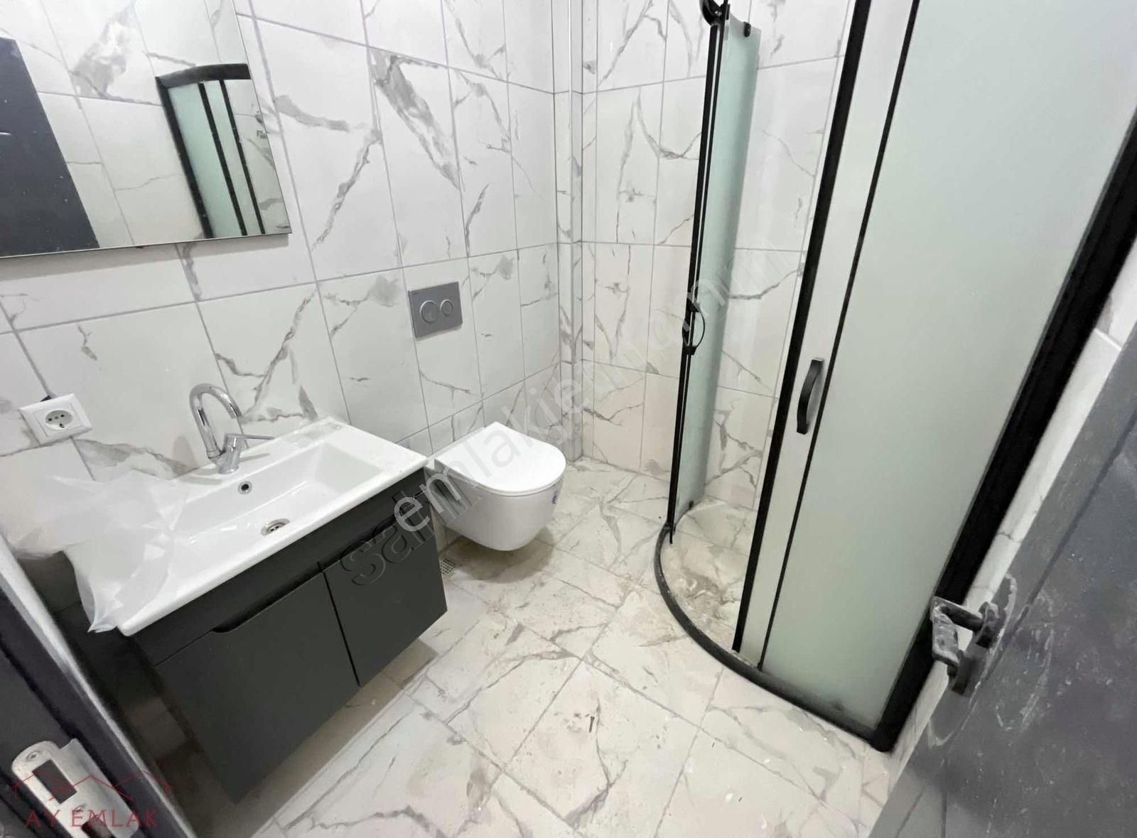 Site İçinde Müstakil Bahçeli,havuzlu,seyir Teraslı 3+1 Villa. - Görsel 19