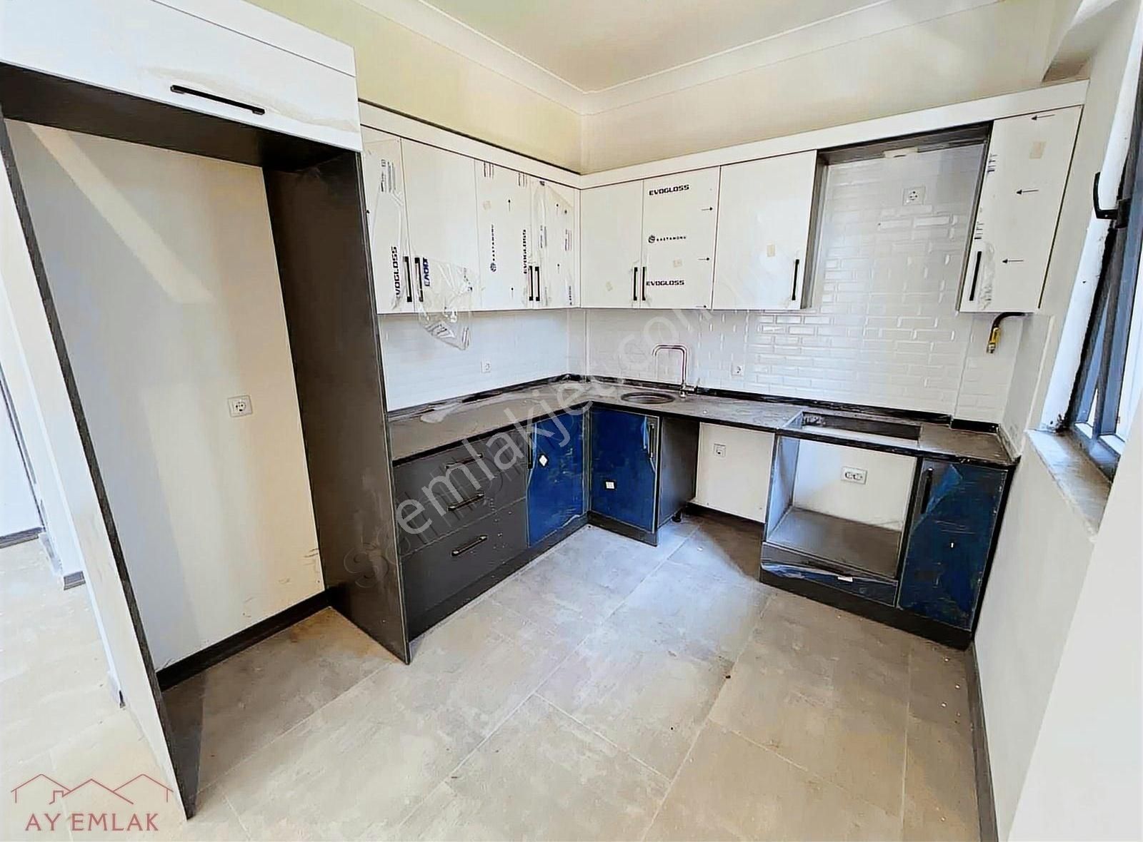 Site İçinde Müstakil Bahçeli,havuzlu,seyir Teraslı 3+1 Villa. - Görsel 17