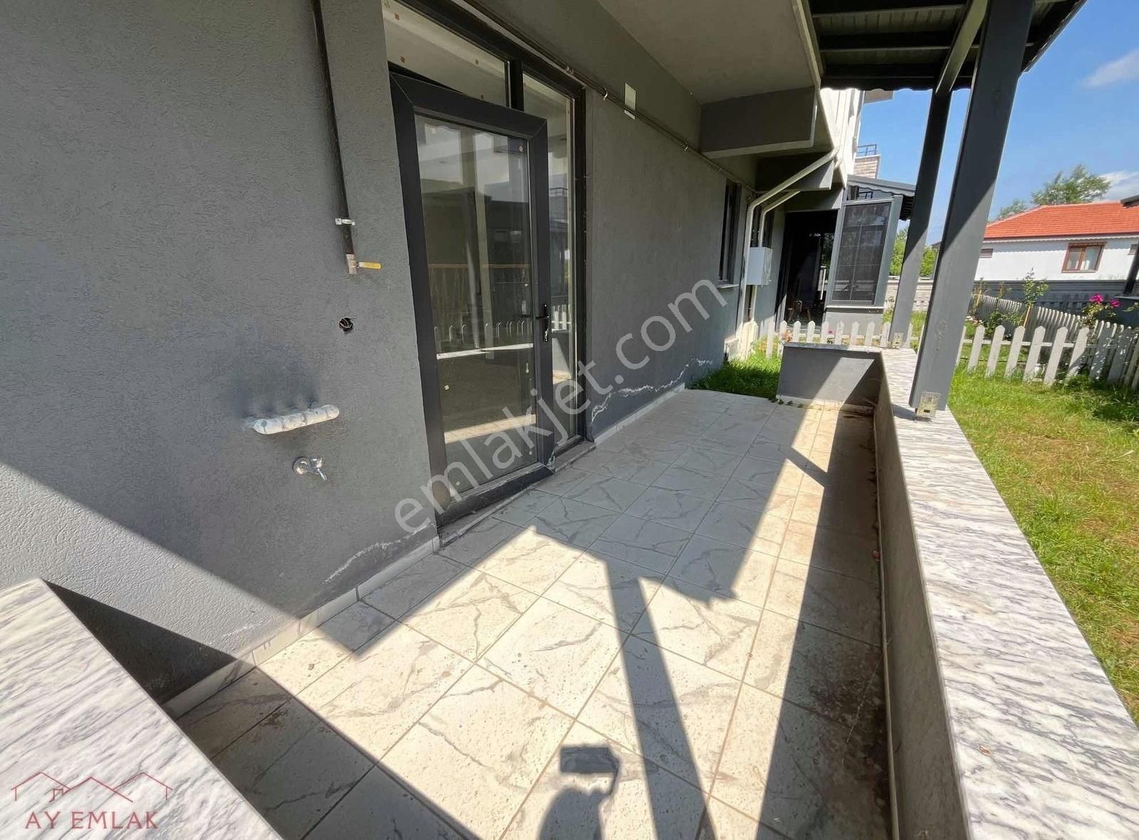 Site İçinde Müstakil Bahçeli,havuzlu,seyir Teraslı 3+1 Villa. - Görsel 11