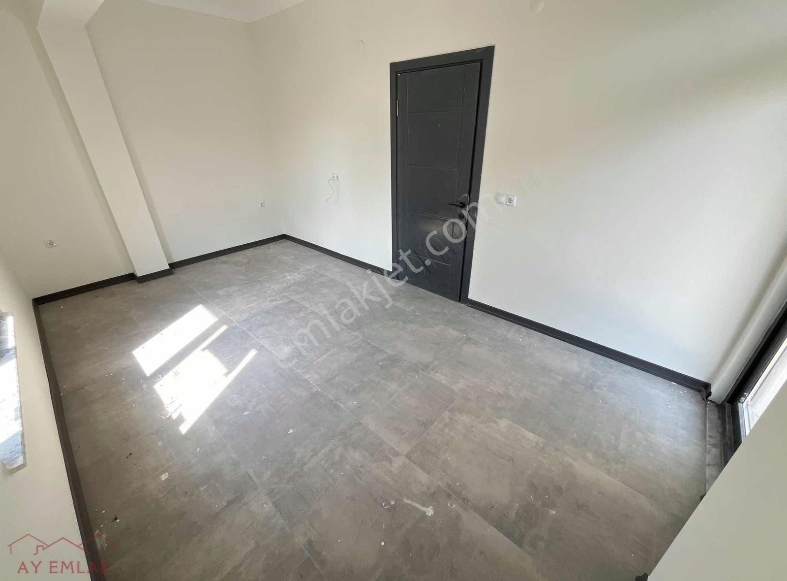 Site İçinde Müstakil Bahçeli,havuzlu,seyir Teraslı 3+1 Villa. - Görsel 6