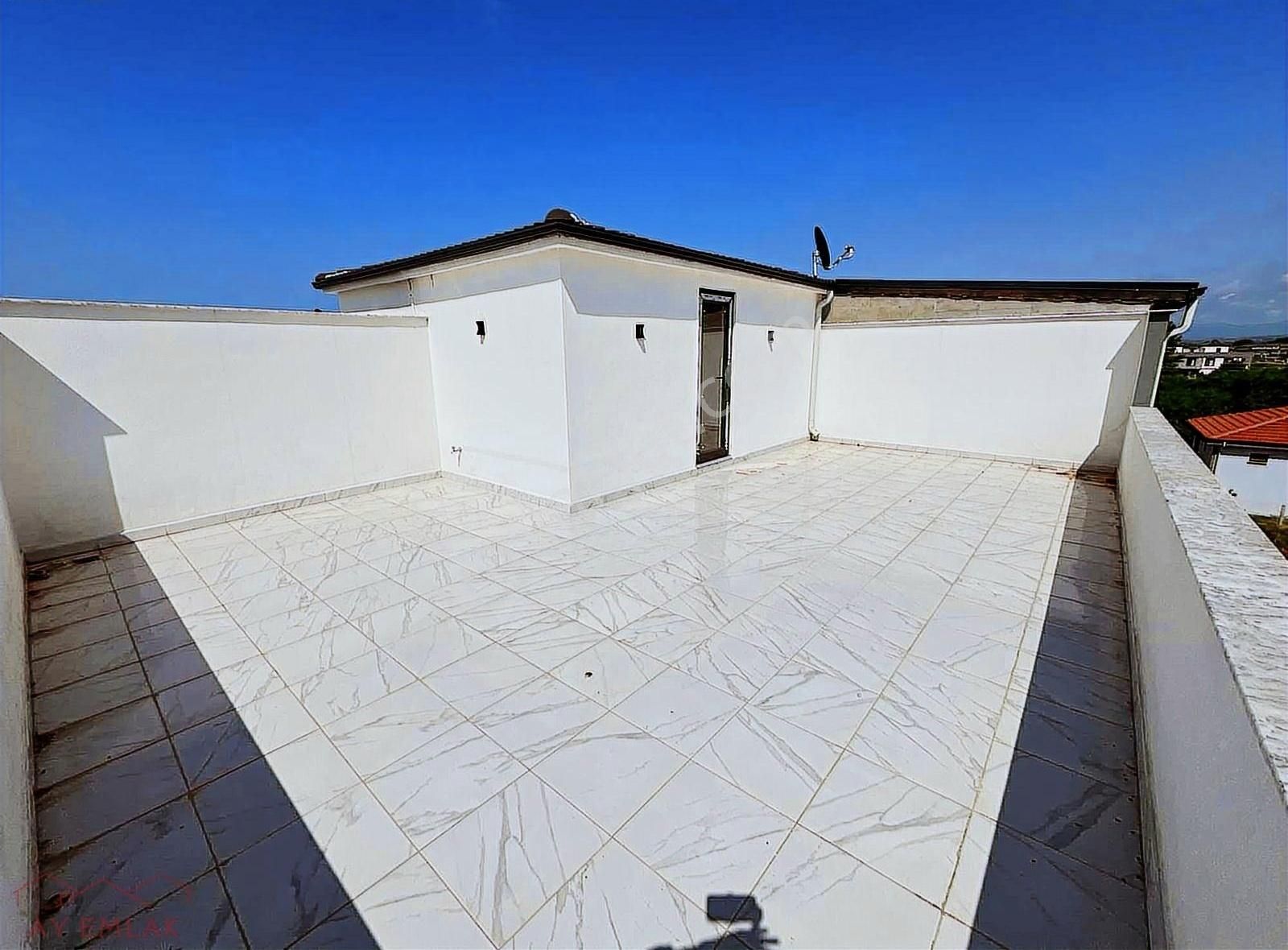 Site İçinde Müstakil Bahçeli,havuzlu,seyir Teraslı 3+1 Villa. - Görsel 16