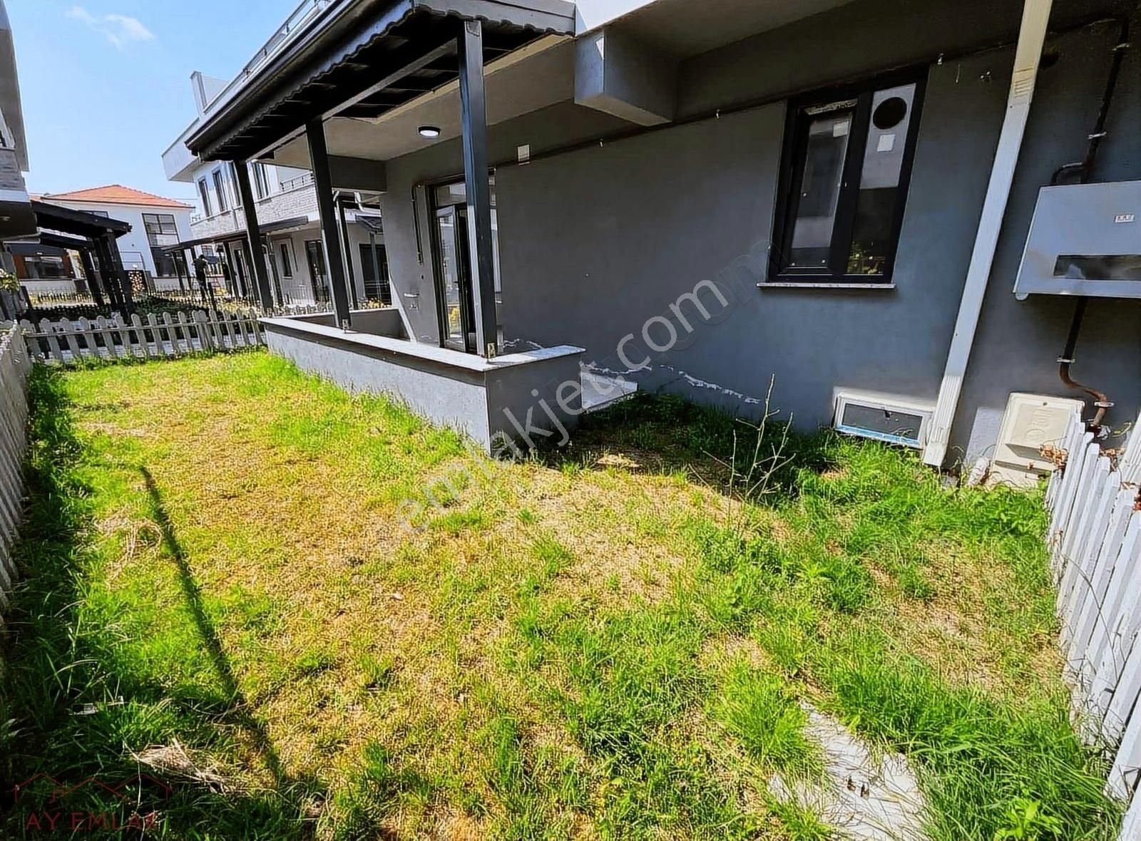 Site İçinde Müstakil Bahçeli,havuzlu,seyir Teraslı 3+1 Villa. - Görsel 27