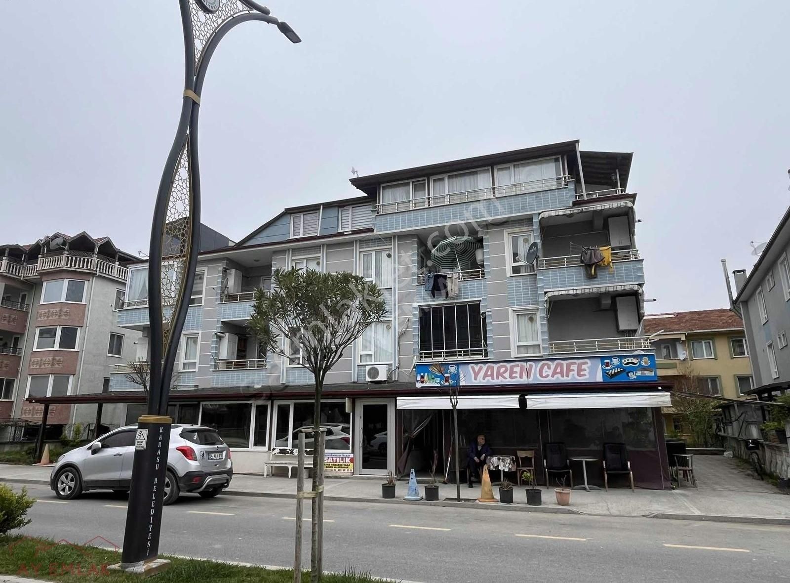 Ay Emlaktan Denize Yakın Kombi Petekli Geniş Teraslı 2+1 Daire.