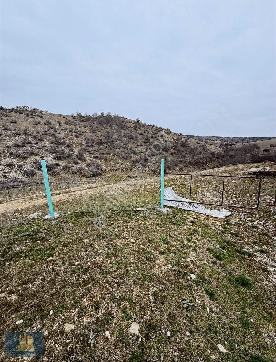 %60 İmarlı 500 M2 Arsa Etrafı Çevrili