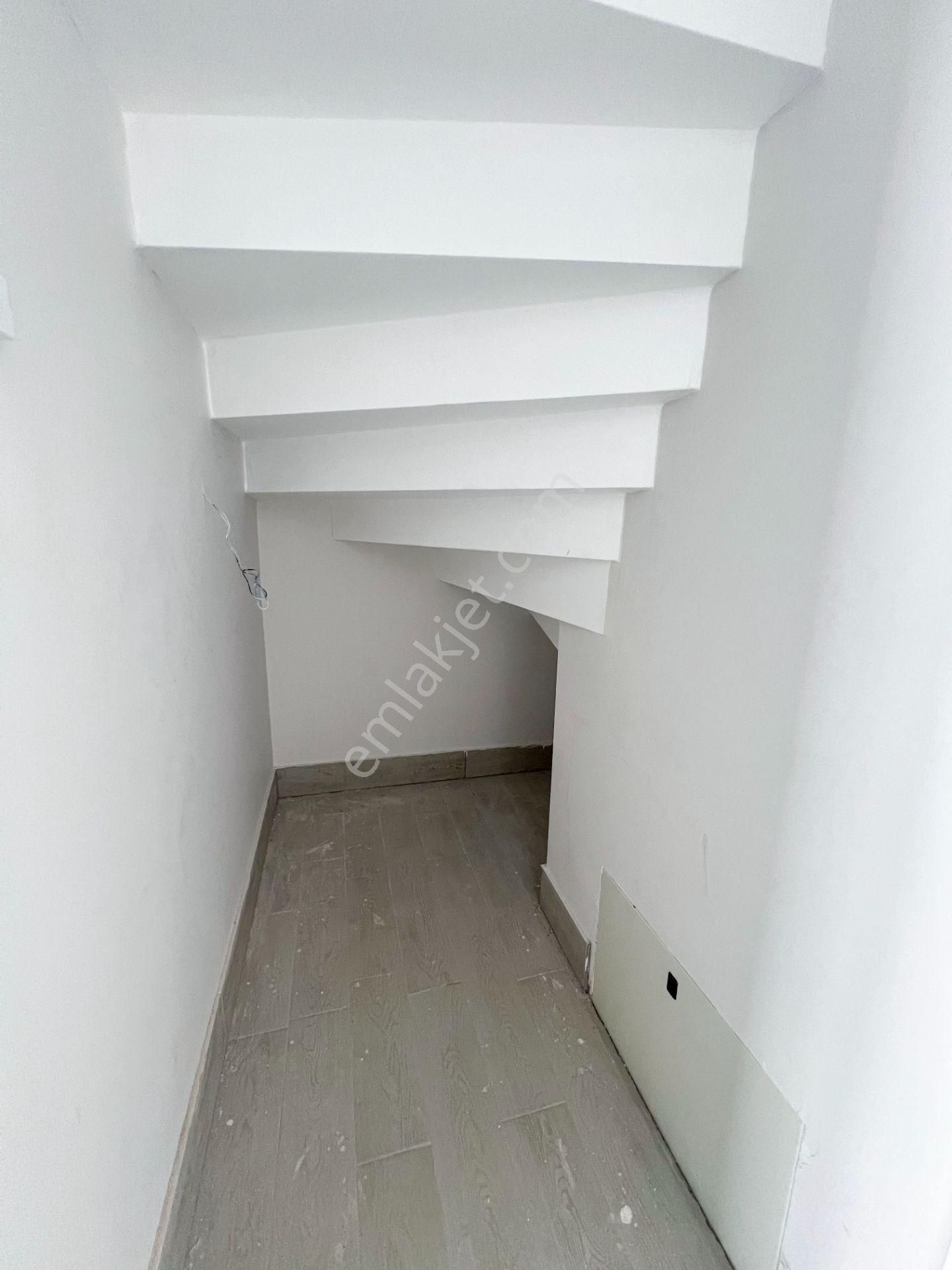 Mert Uçar'dan Satılık Yeni Foça Port Villaların Da 3+1 Dubleks - Görsel 18