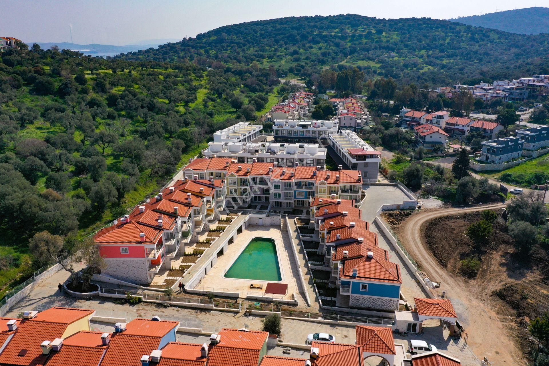 Mert Uçar'dan Satılık Yeni Foça Port Villaların Da 3+1 Dubleks - Görsel 3