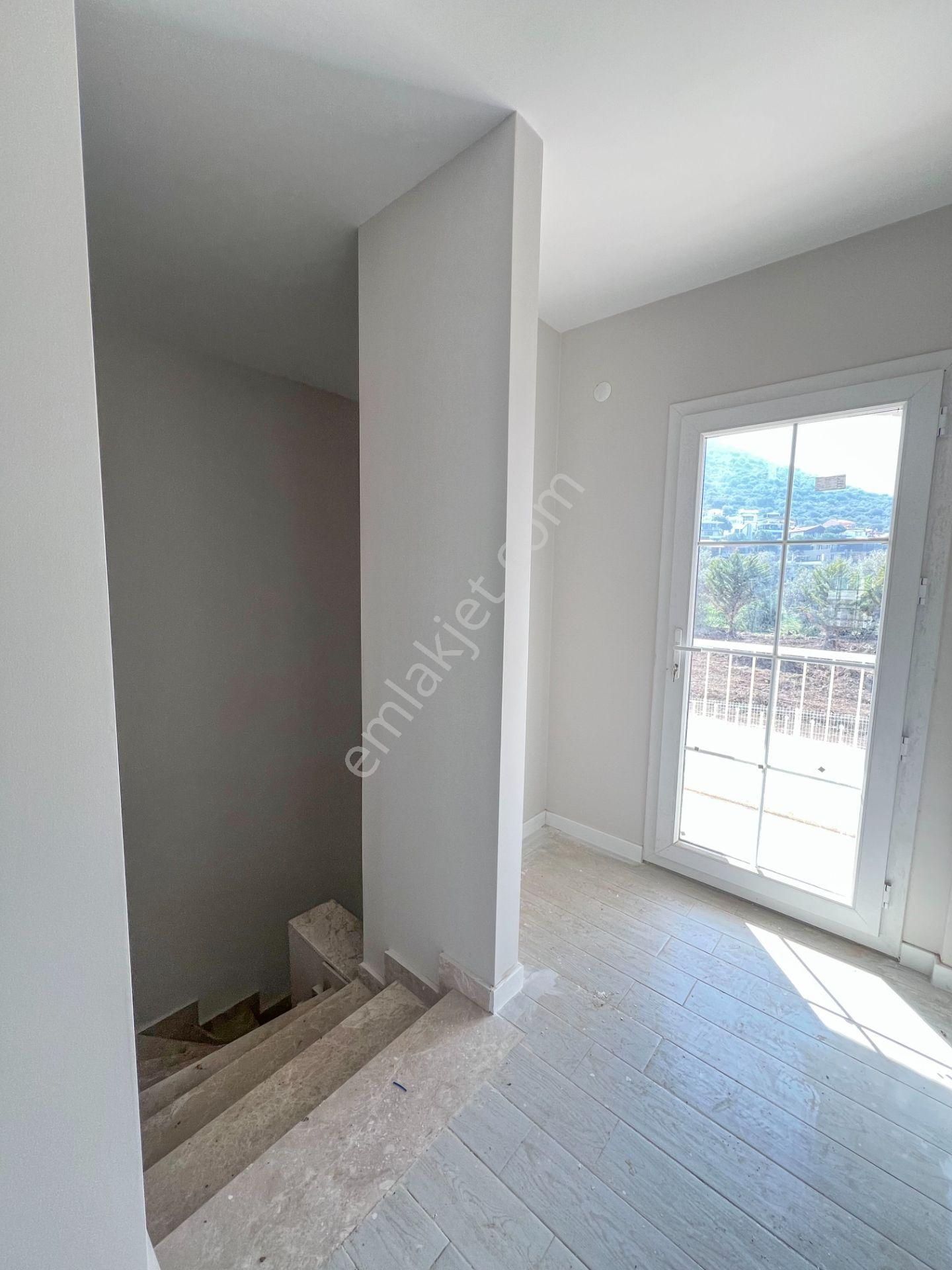 Mert Uçar'dan Satılık Yeni Foça Port Villaların Da 3+1 Dubleks - Görsel 21