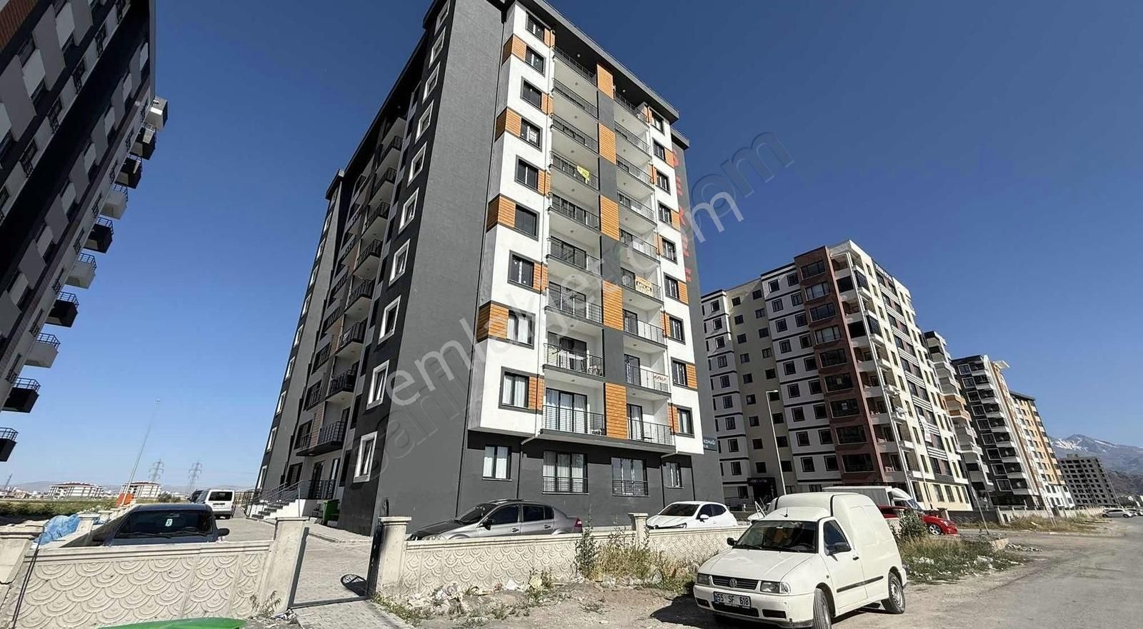Emlak Ofisimden Şehir Hastanesi Karşısı Sıfır Satılık 2+1 Daire