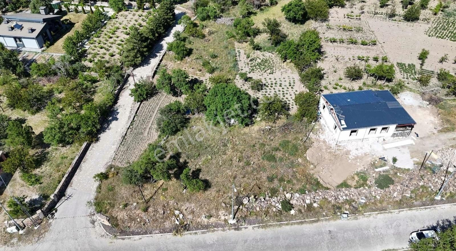 Emlak Ofisimden Hacılar Yukar Mah. 2942 M2 İmar İçerisinde Bağ